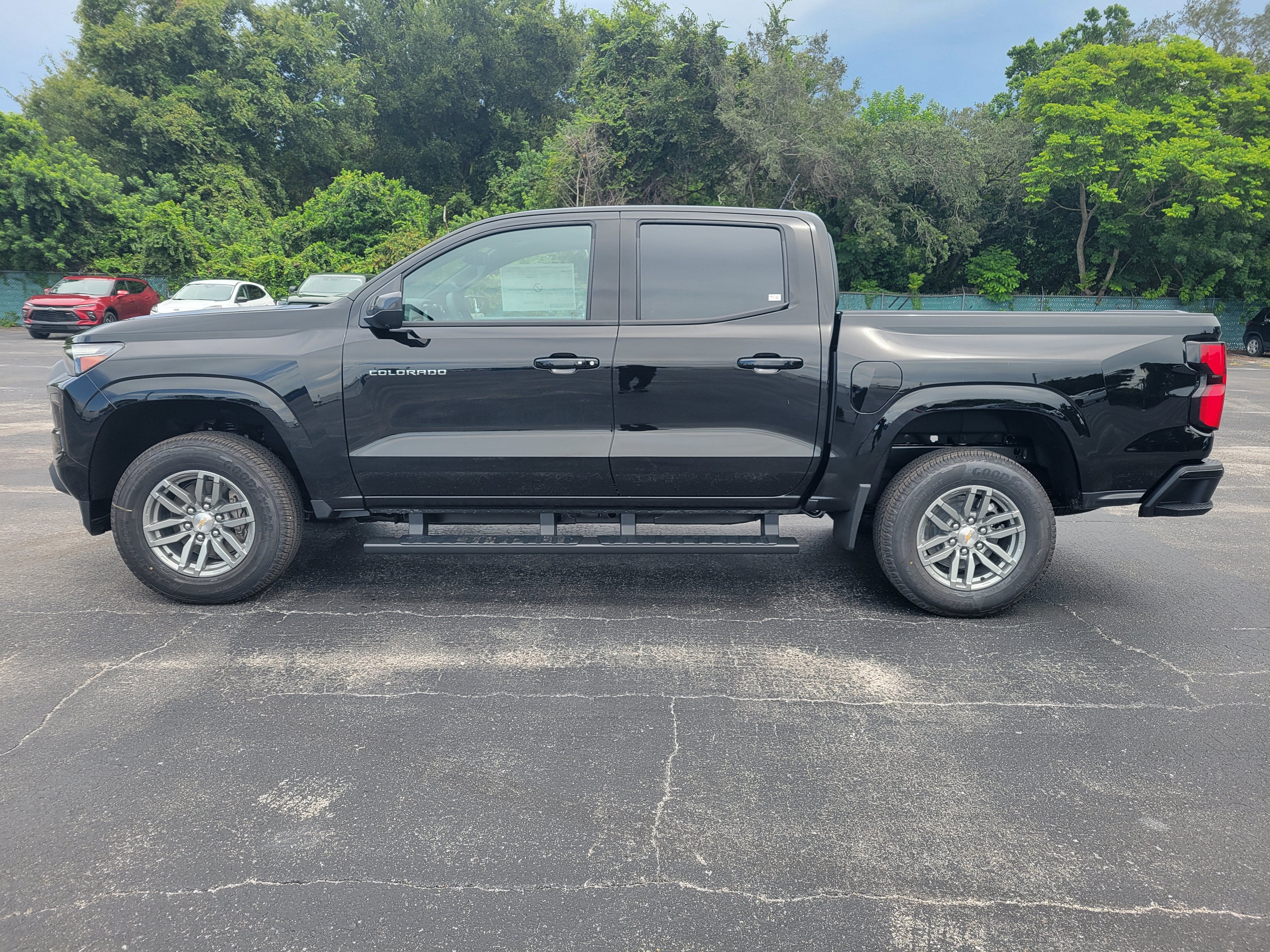 2026 Chevrolet Colorado LT - Photo 12