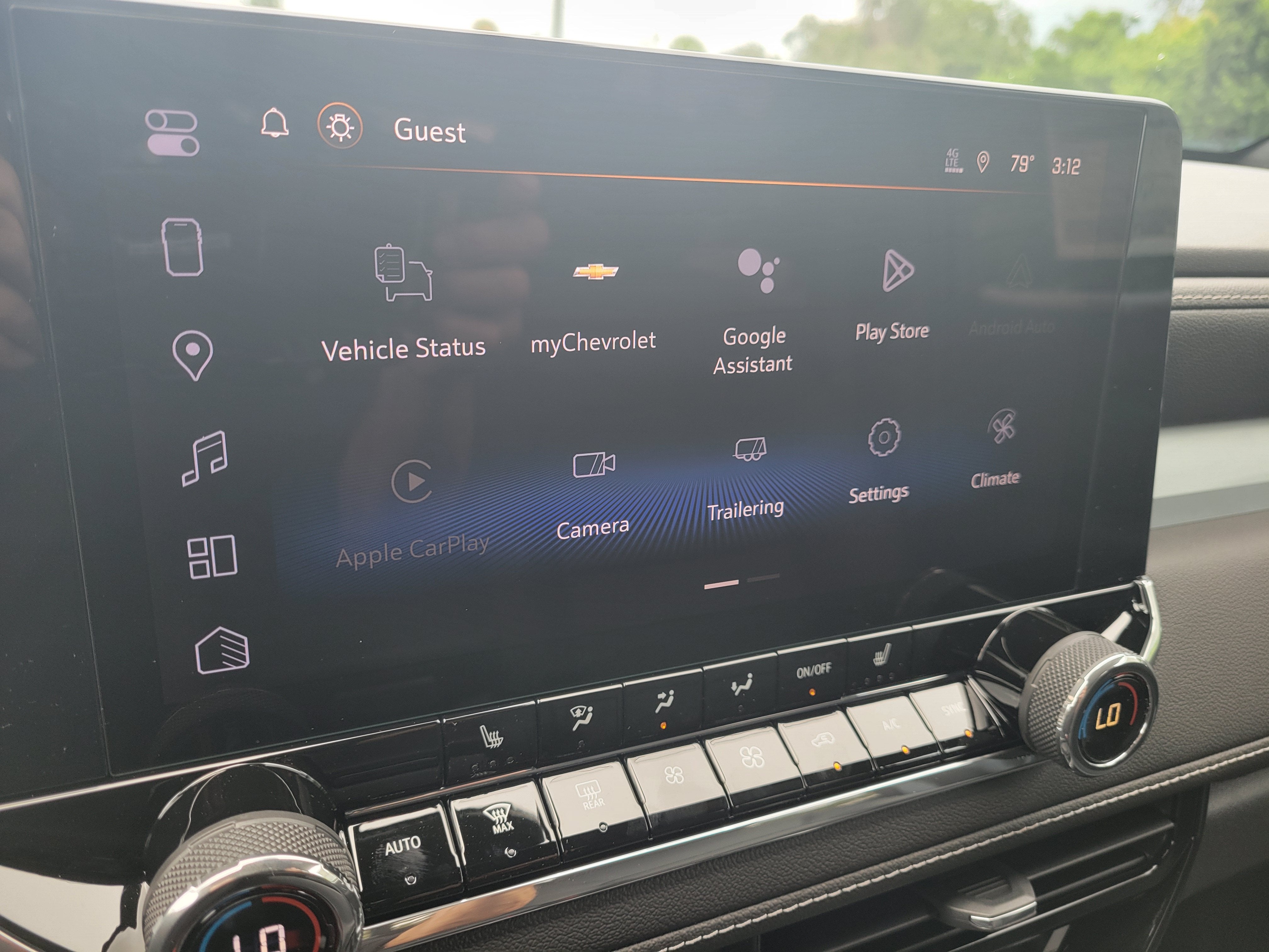 2026 Chevrolet Colorado LT - Photo 19