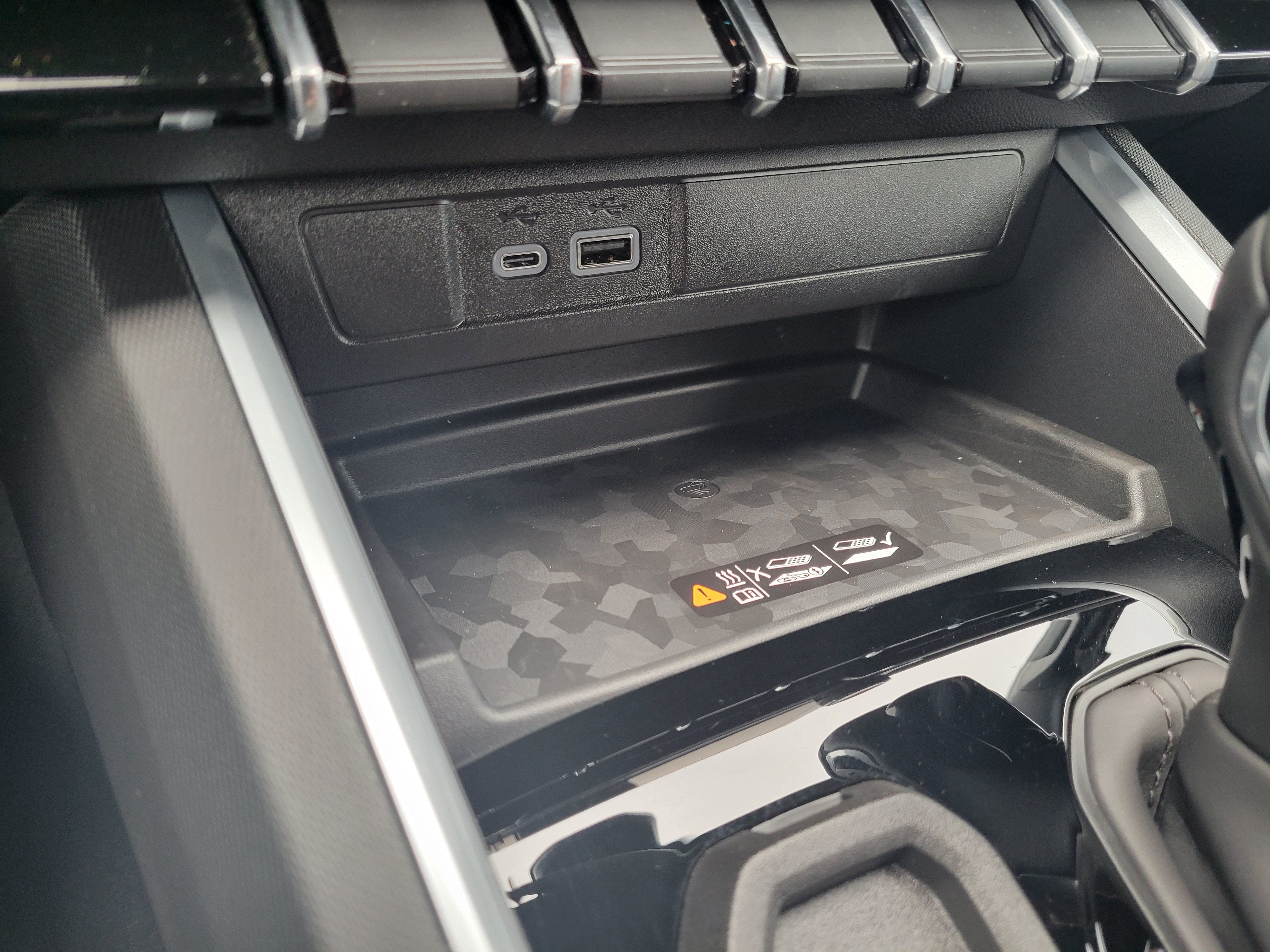 2026 Chevrolet Colorado LT - Photo 24