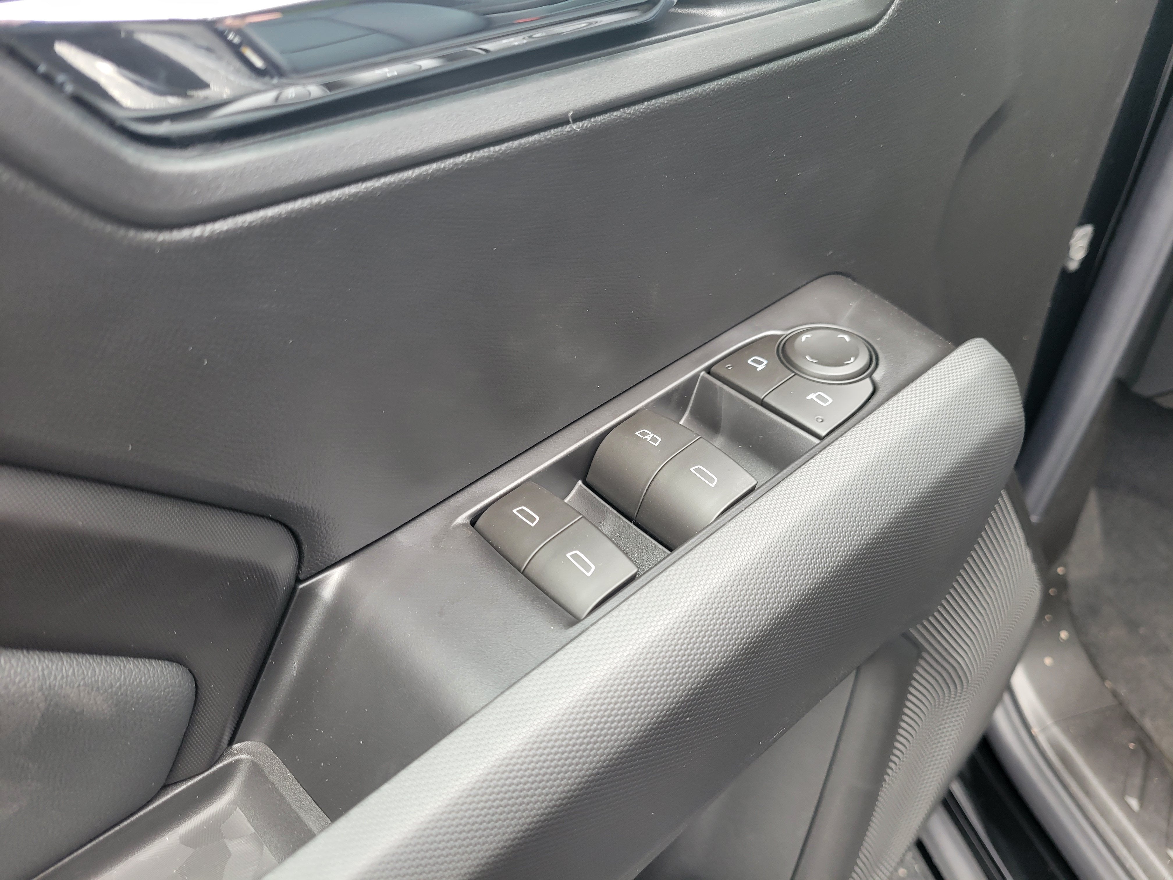 2026 Chevrolet Colorado LT - Photo 28