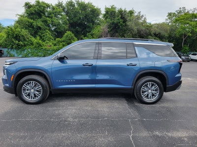 2024 Chevrolet Traverse LT