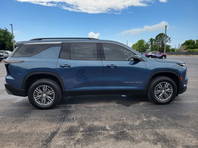 2024 Chevrolet Traverse LT