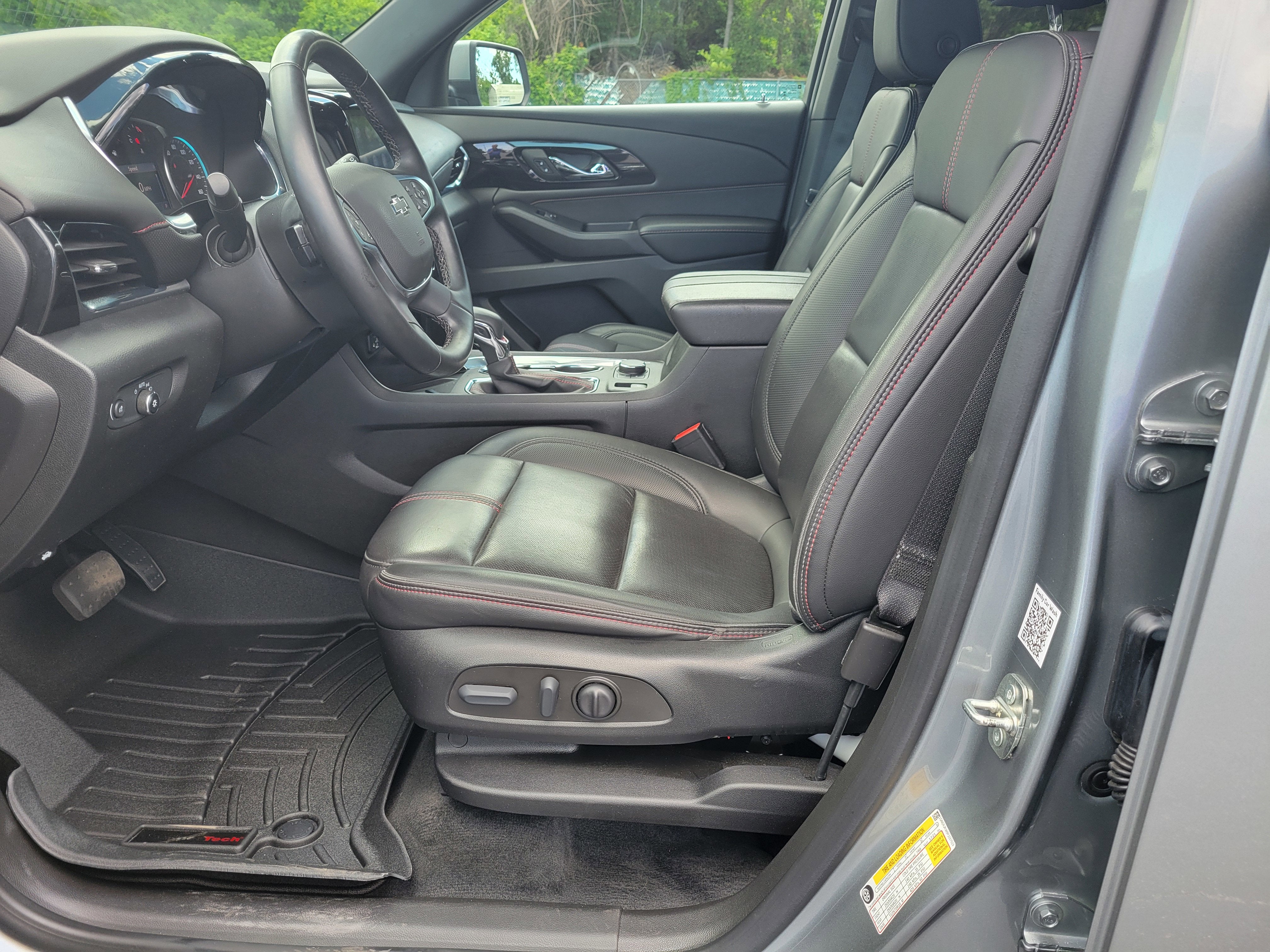2023 Chevrolet Traverse RS - Photo 35