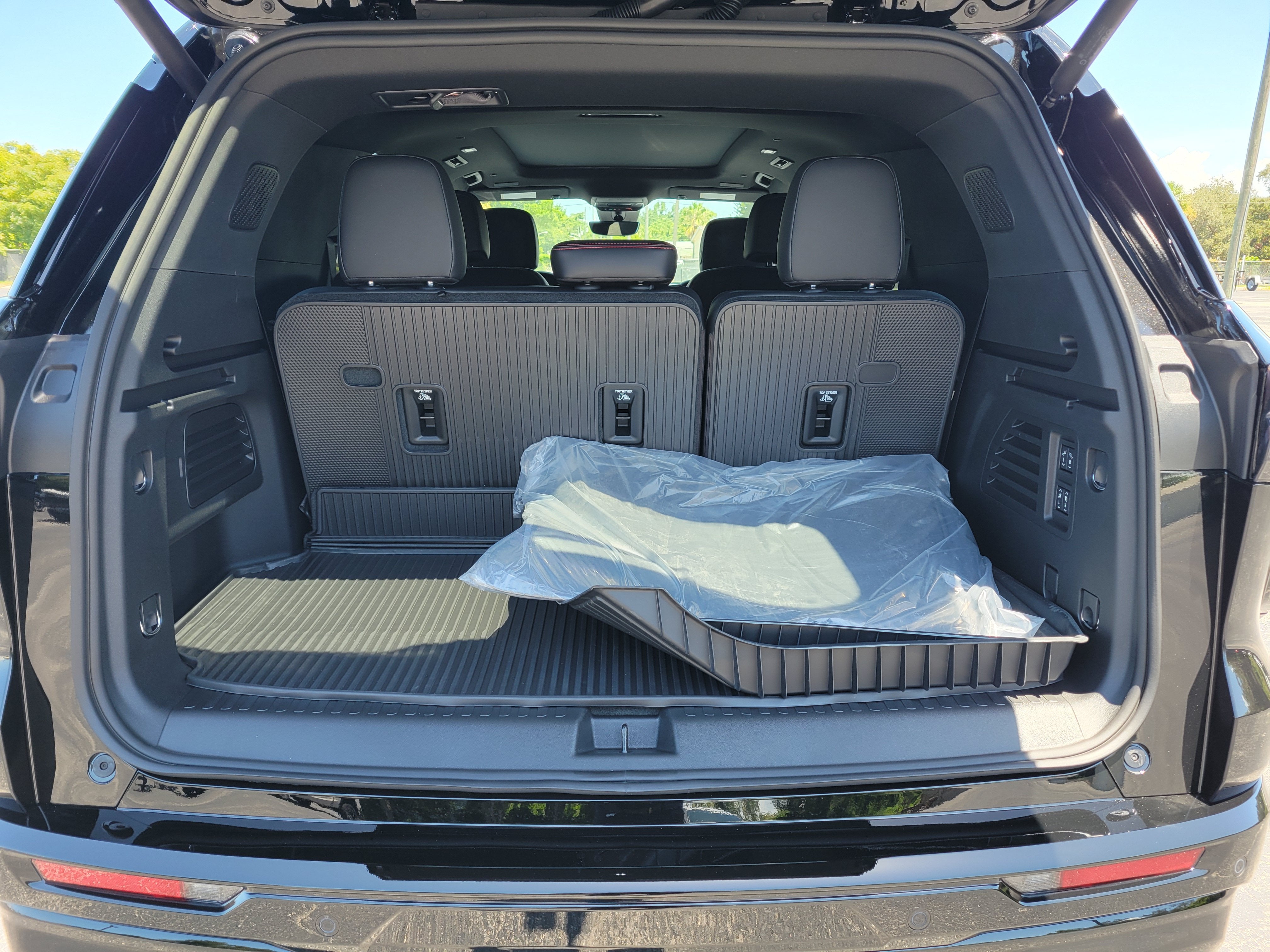 2027 Chevrolet Traverse RS