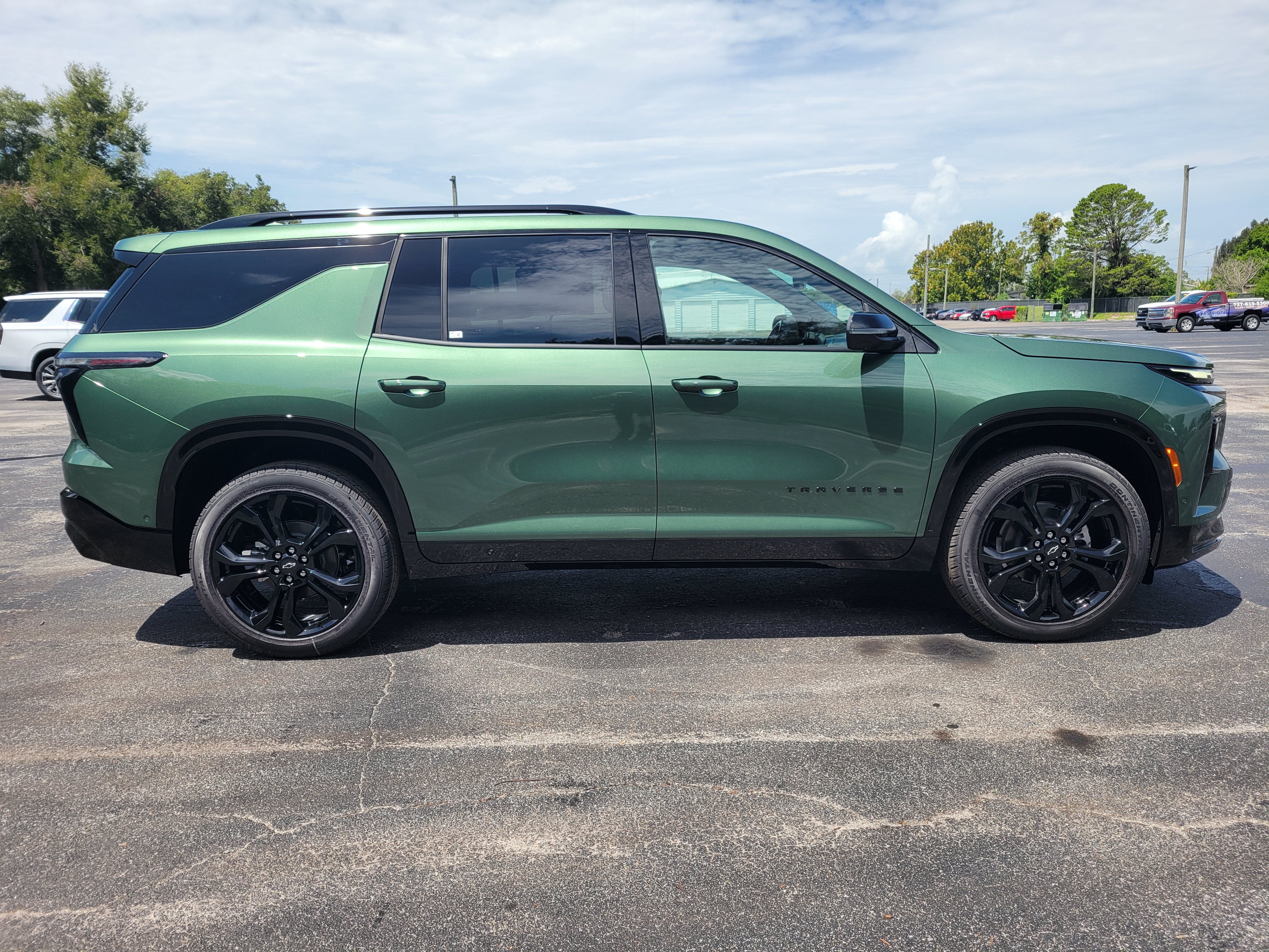2027 Chevrolet Traverse RS