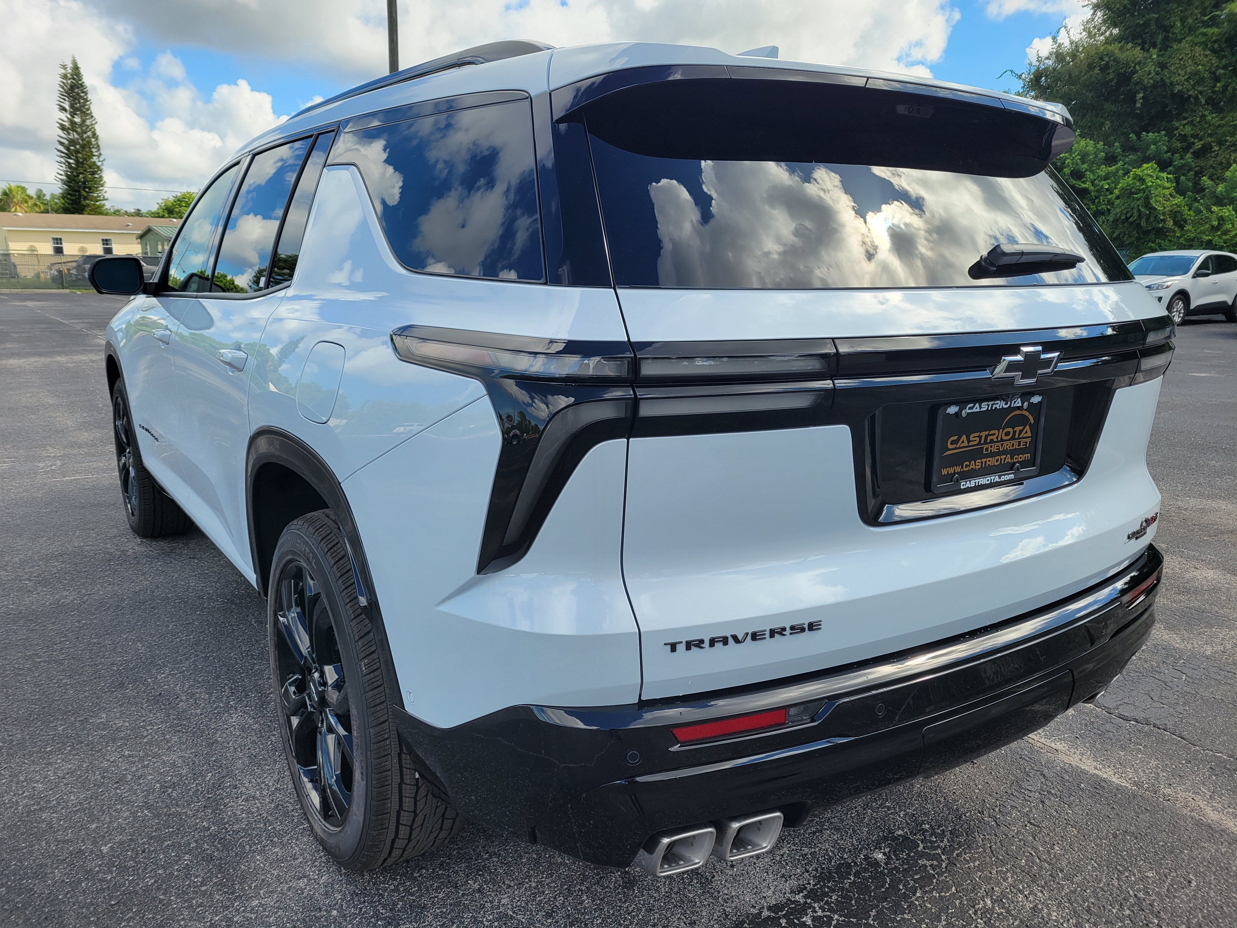 2027 Chevrolet Traverse RS