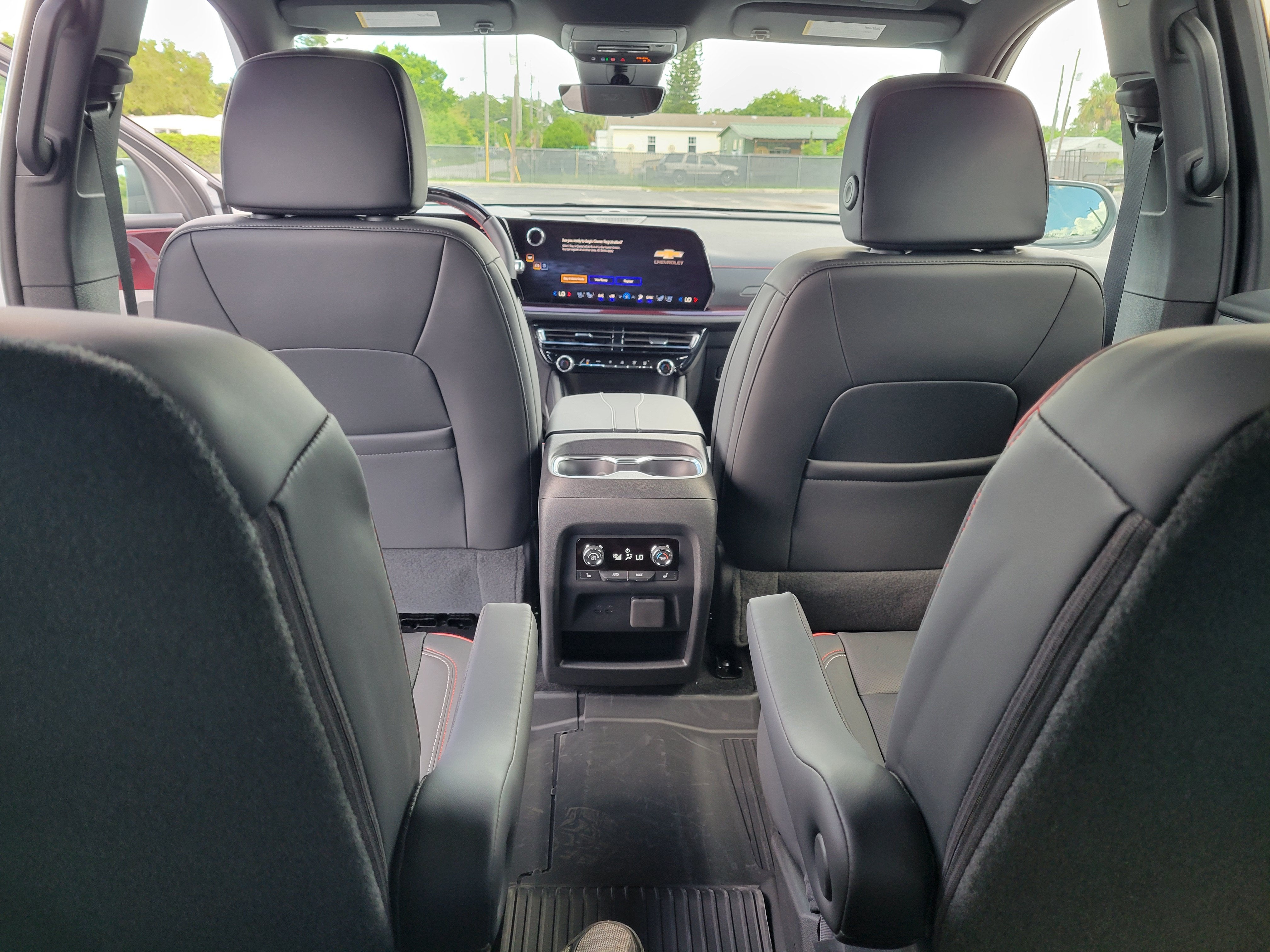 2027 Chevrolet Traverse RS