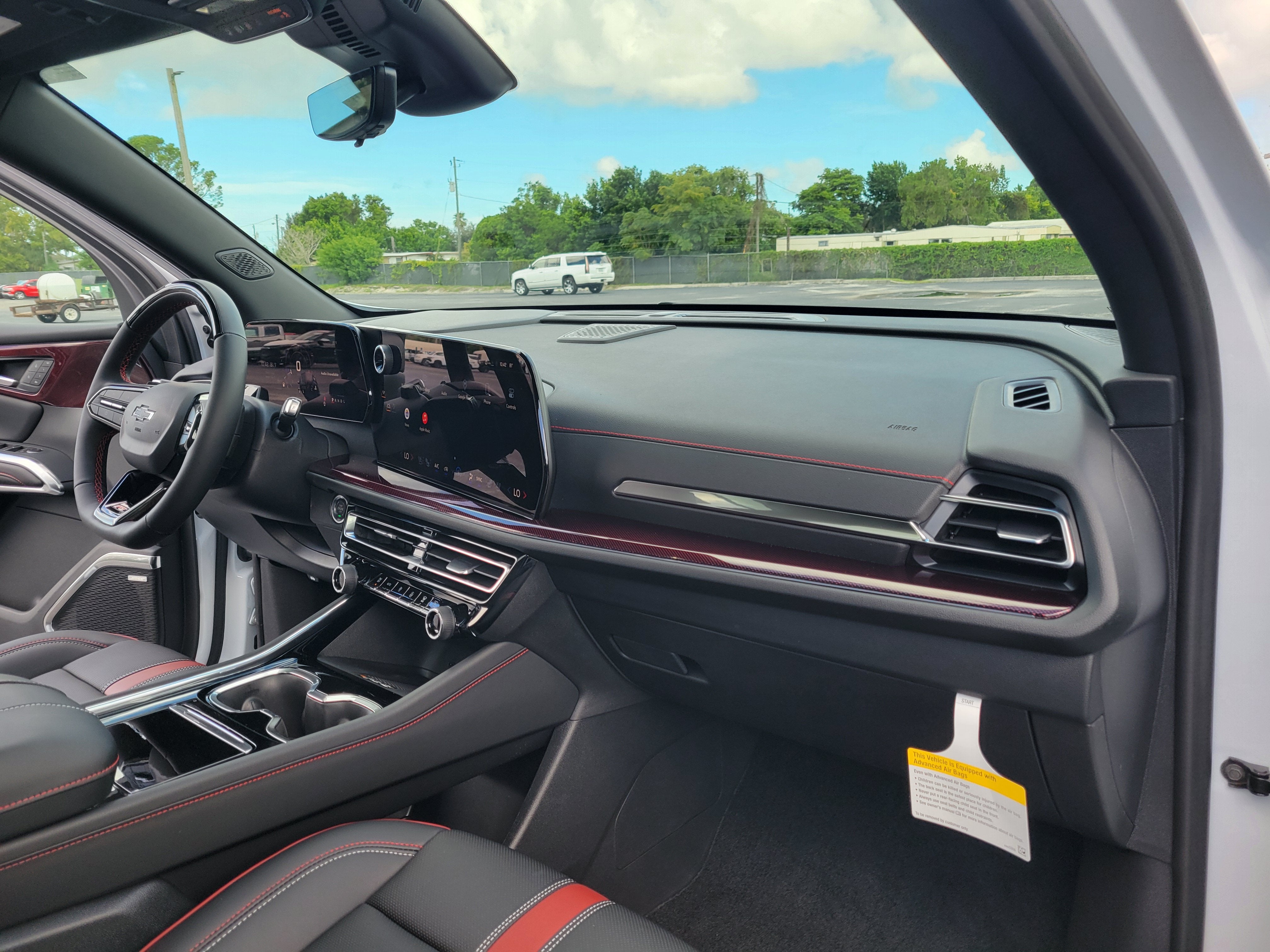 2027 Chevrolet Traverse RS