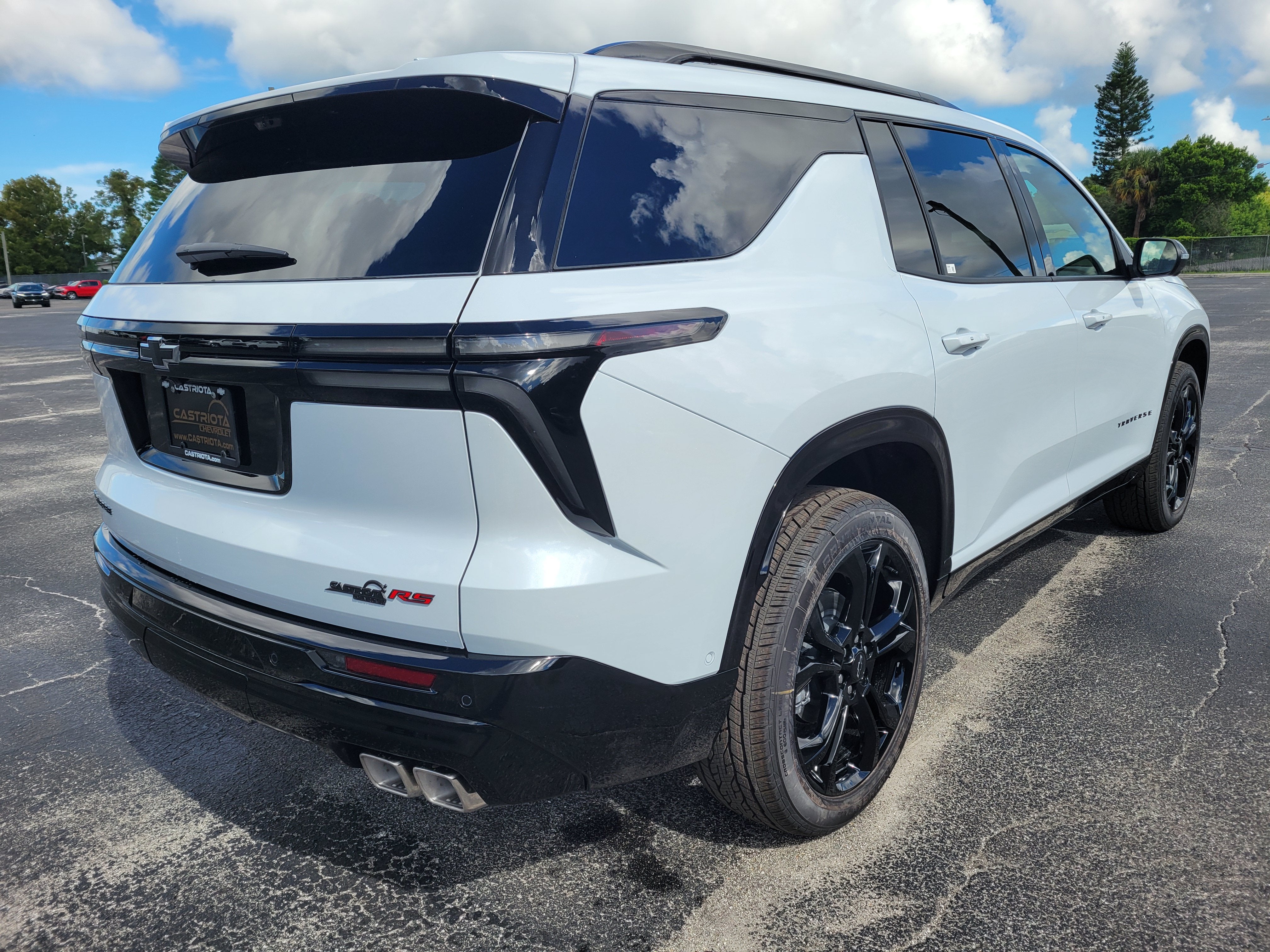 2027 Chevrolet Traverse RS