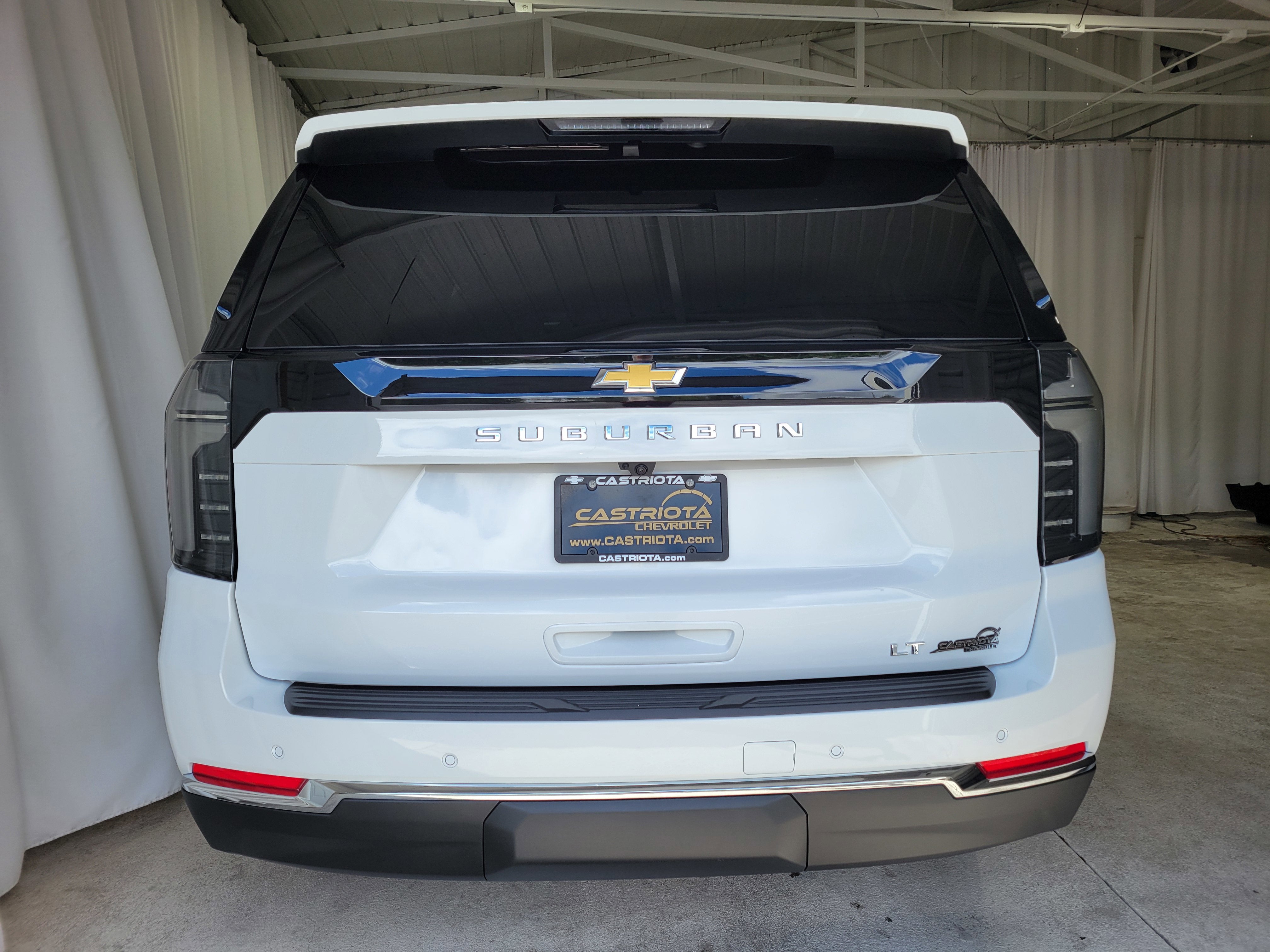 2026 Chevrolet Suburban LT