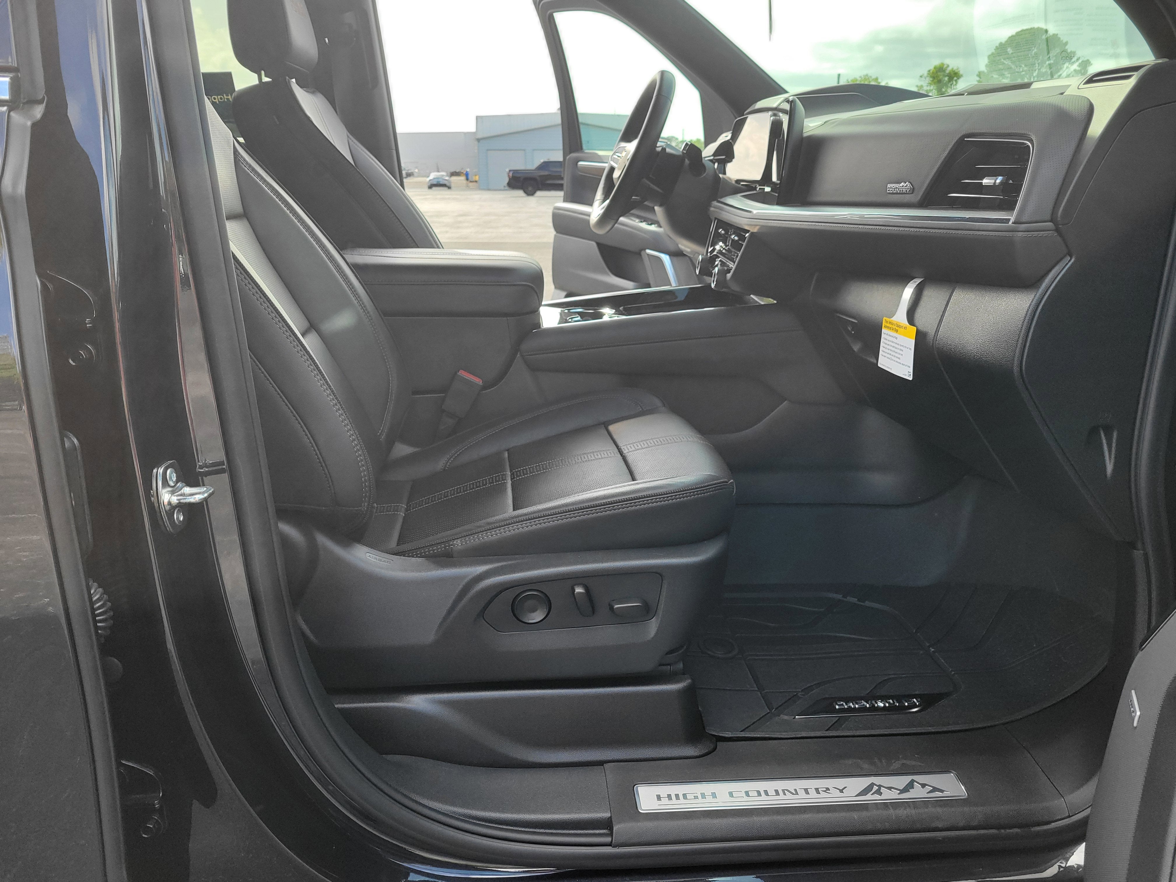 2025 Chevrolet Suburban High Country
