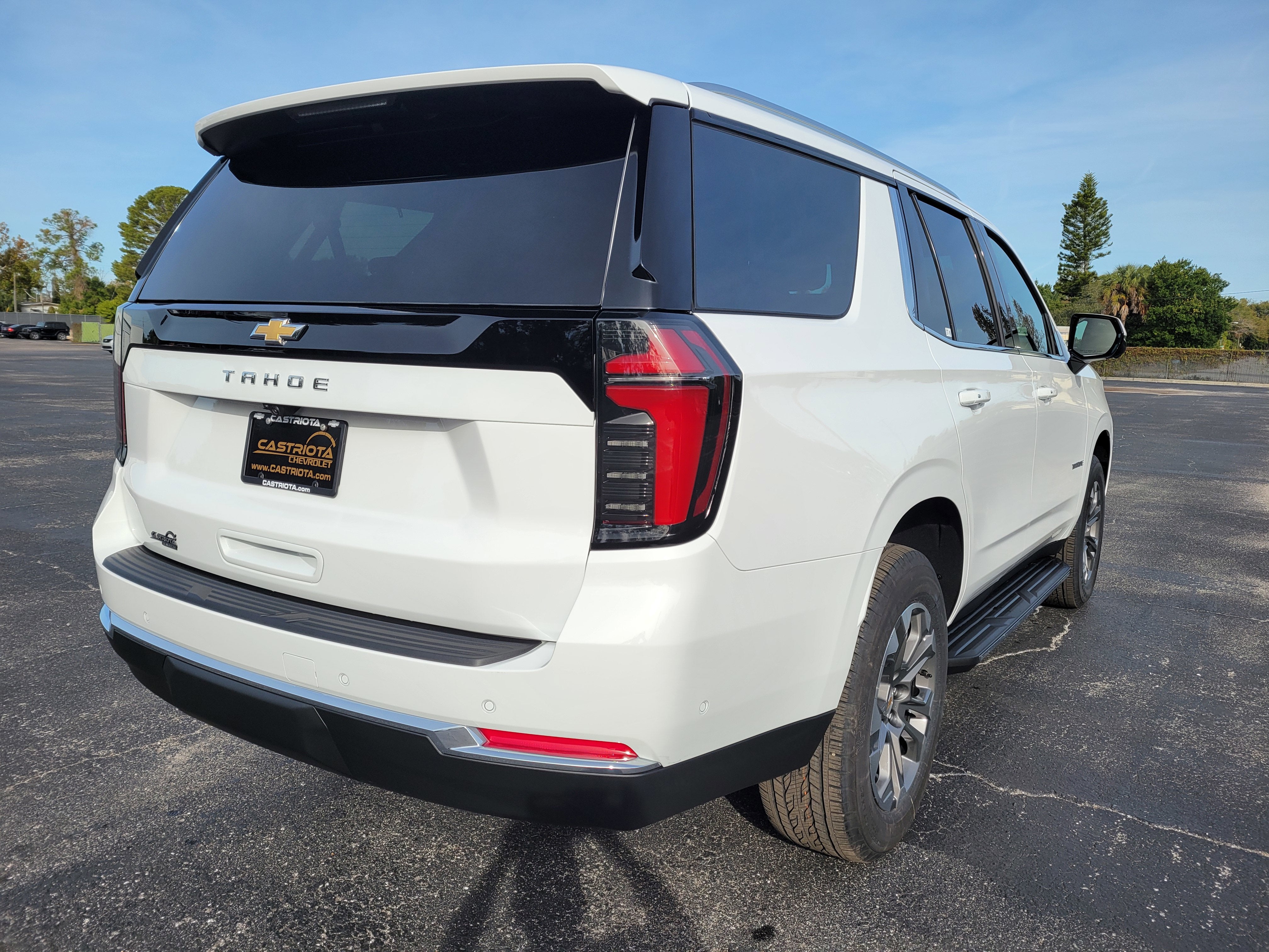 2026 Chevrolet Tahoe LS