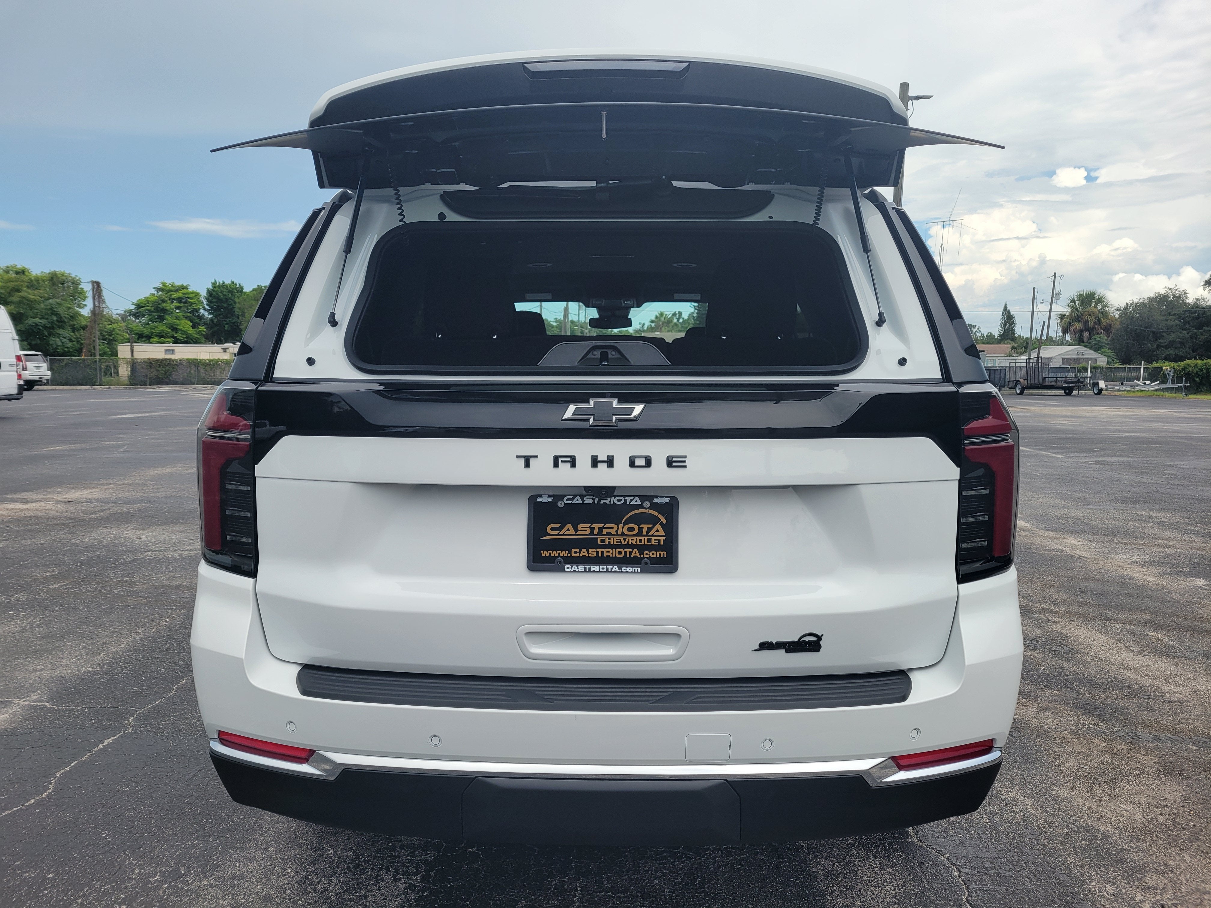 2026 Chevrolet Tahoe LS