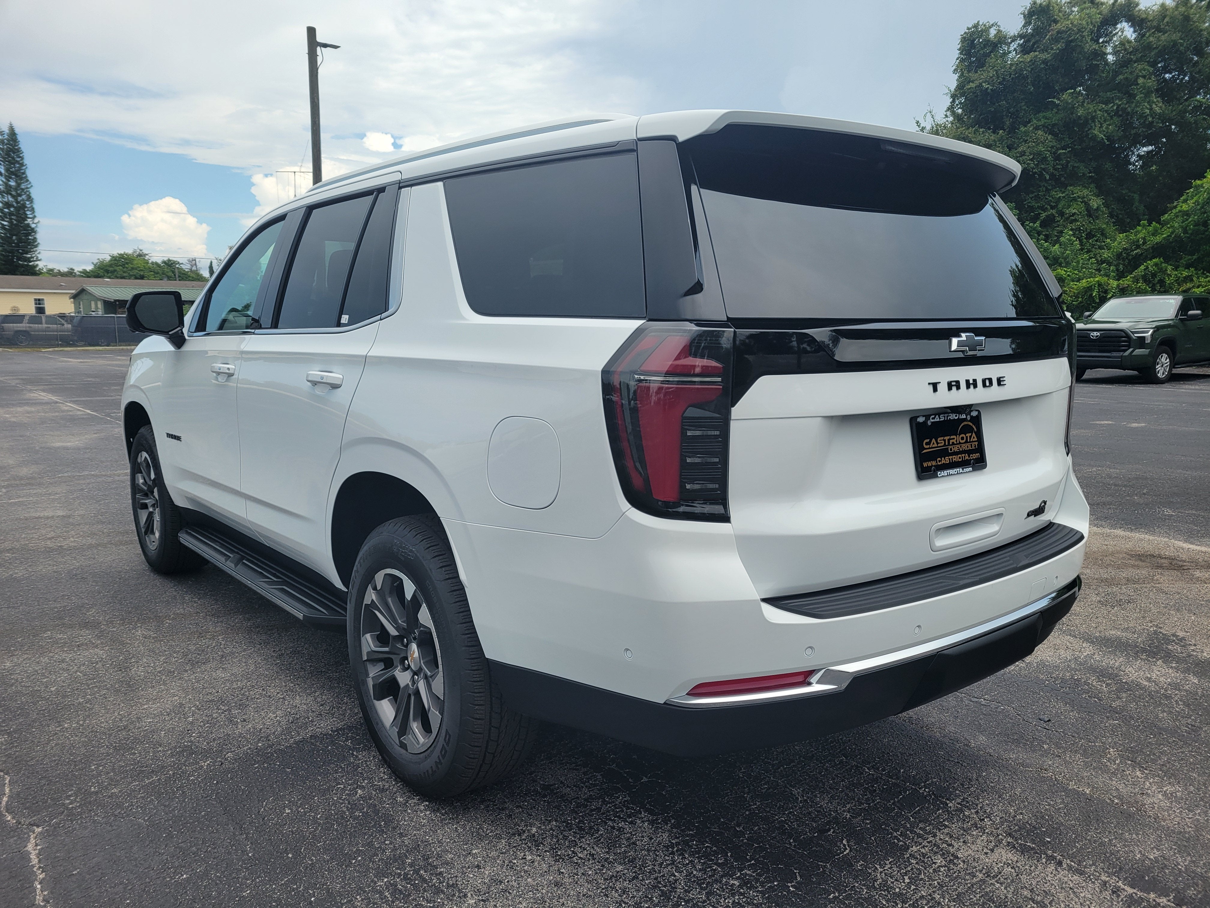 2026 Chevrolet Tahoe LS