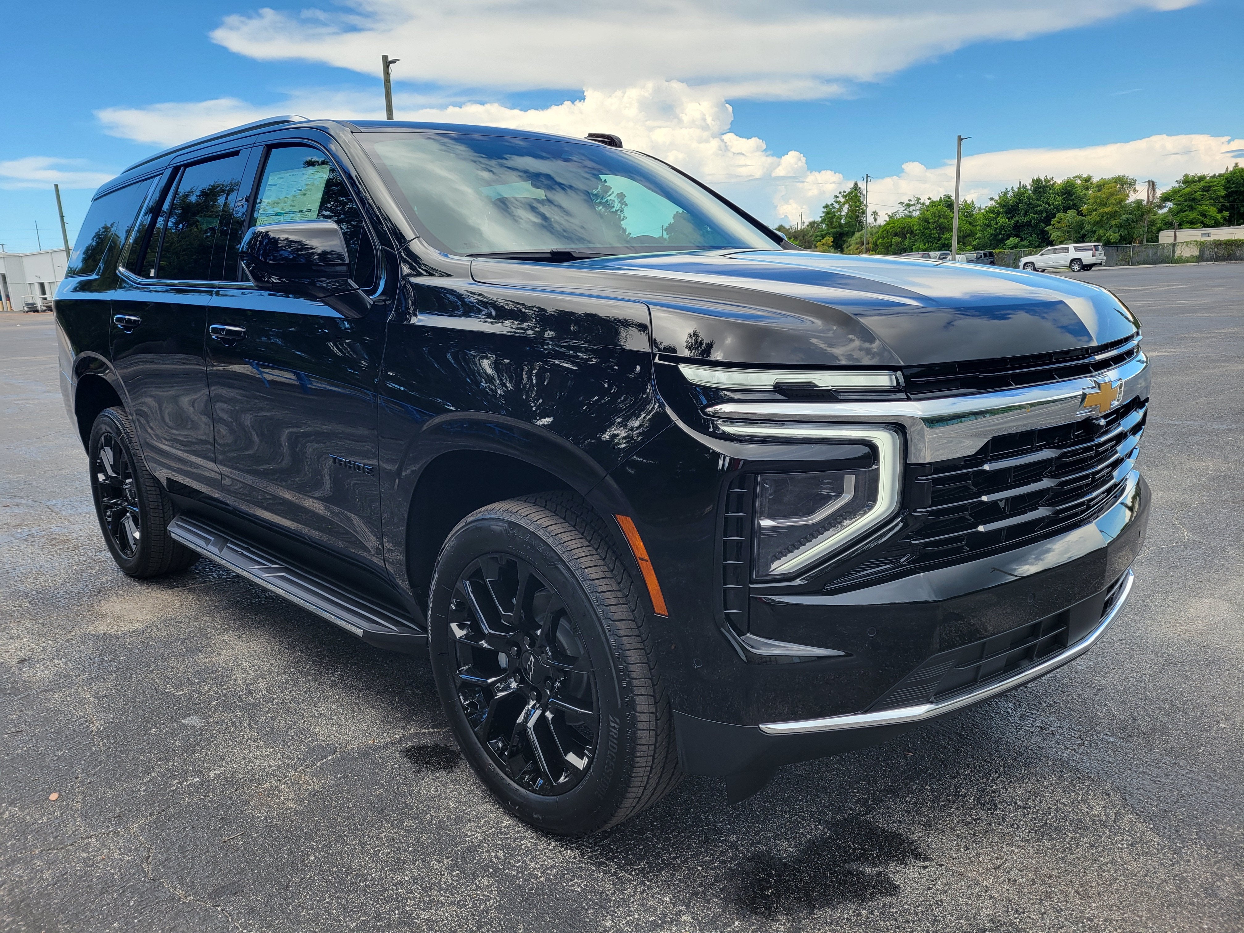 2026 Chevrolet Tahoe LS