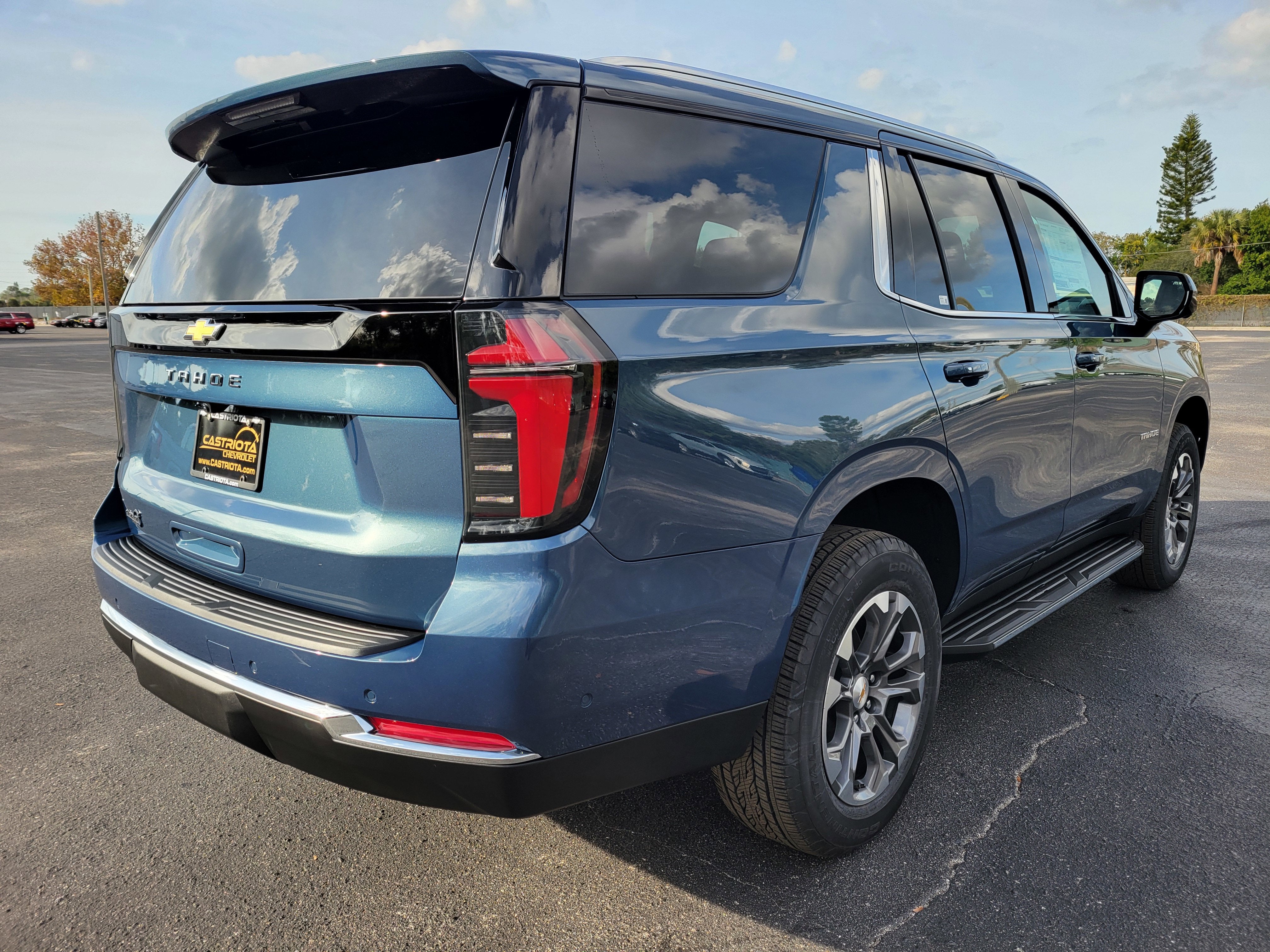 2026 Chevrolet Tahoe LS