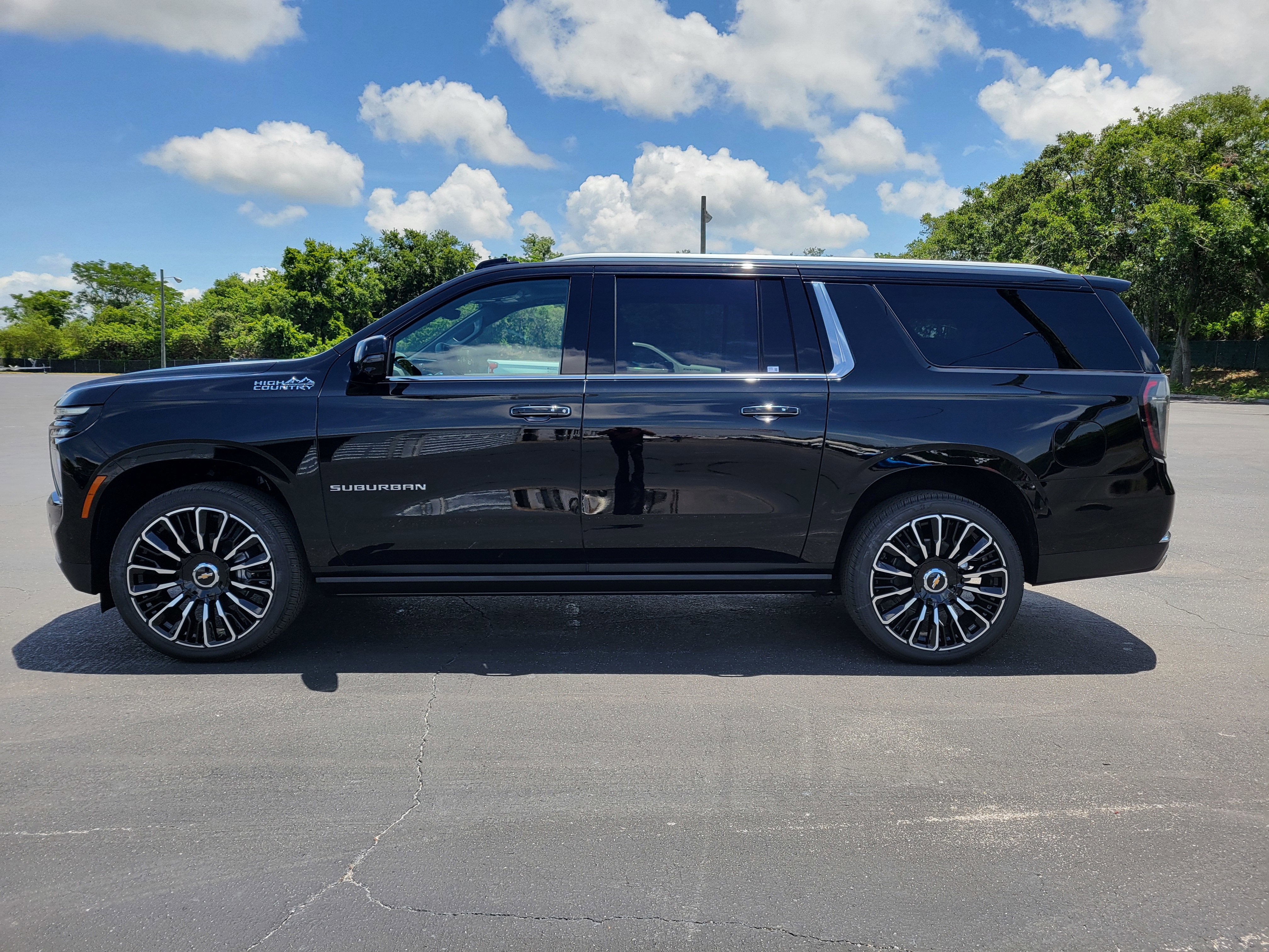 2025 Chevrolet Suburban High Country