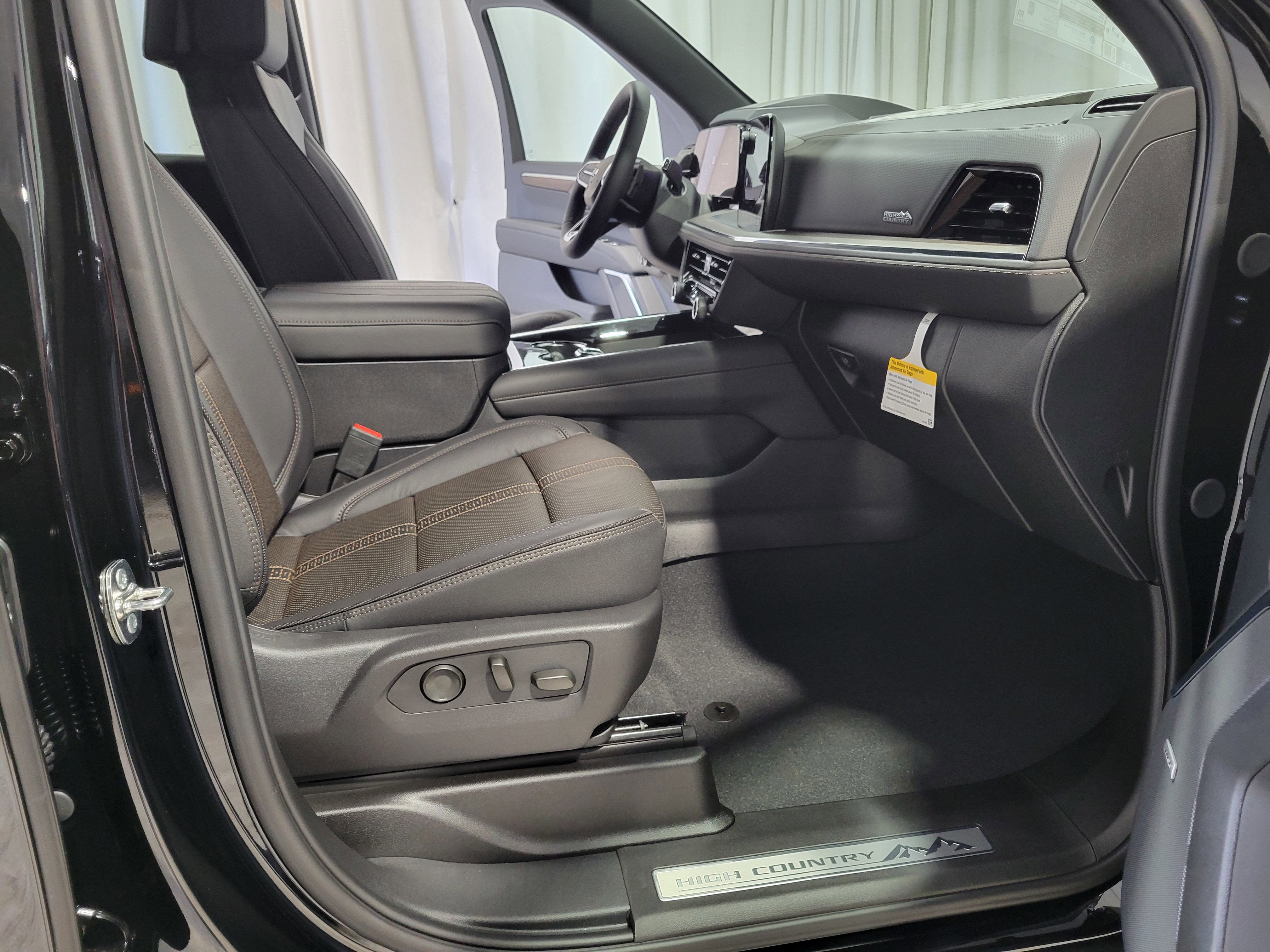 2025 Chevrolet Suburban High Country