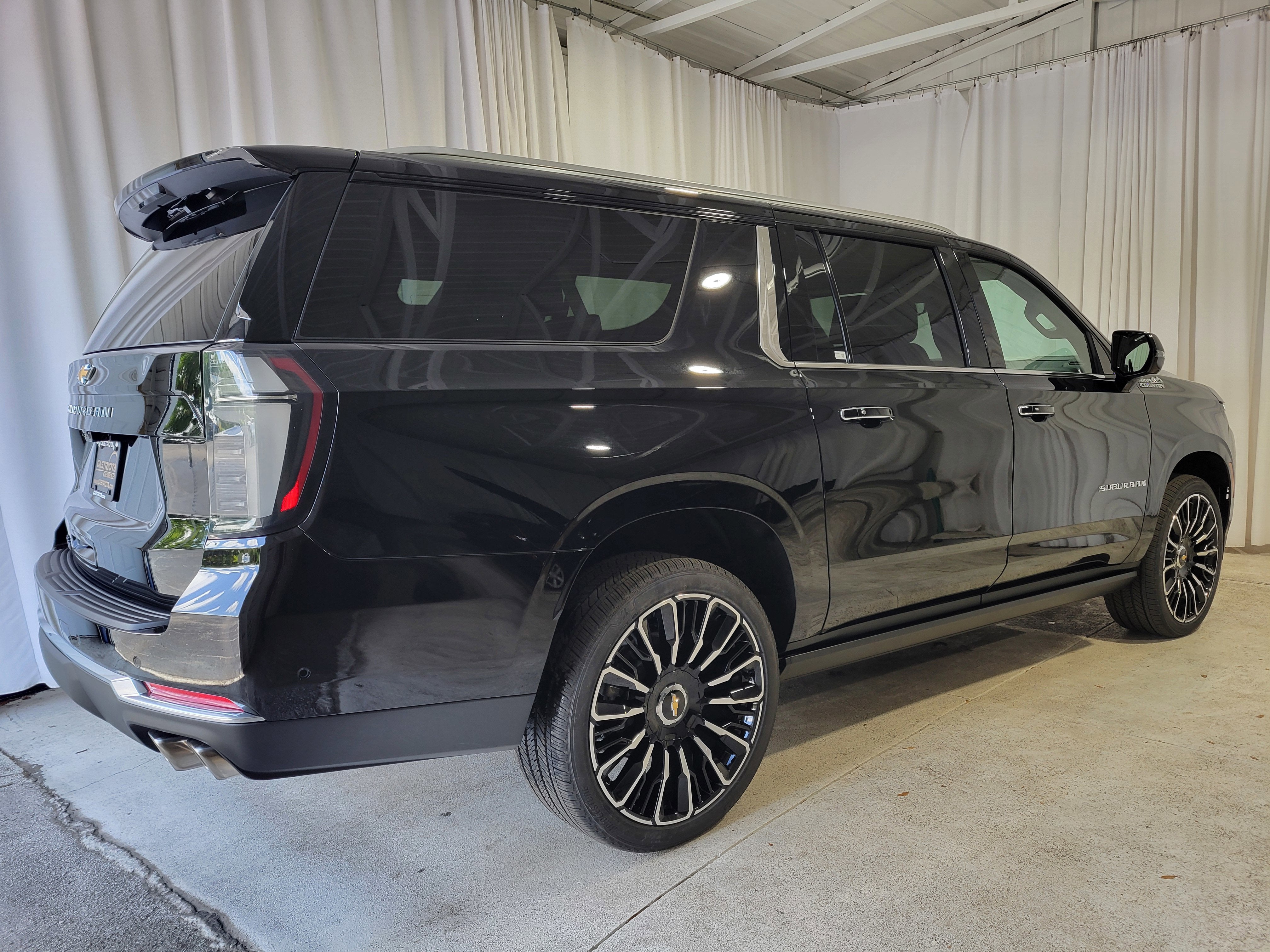 2025 Chevrolet Suburban High Country