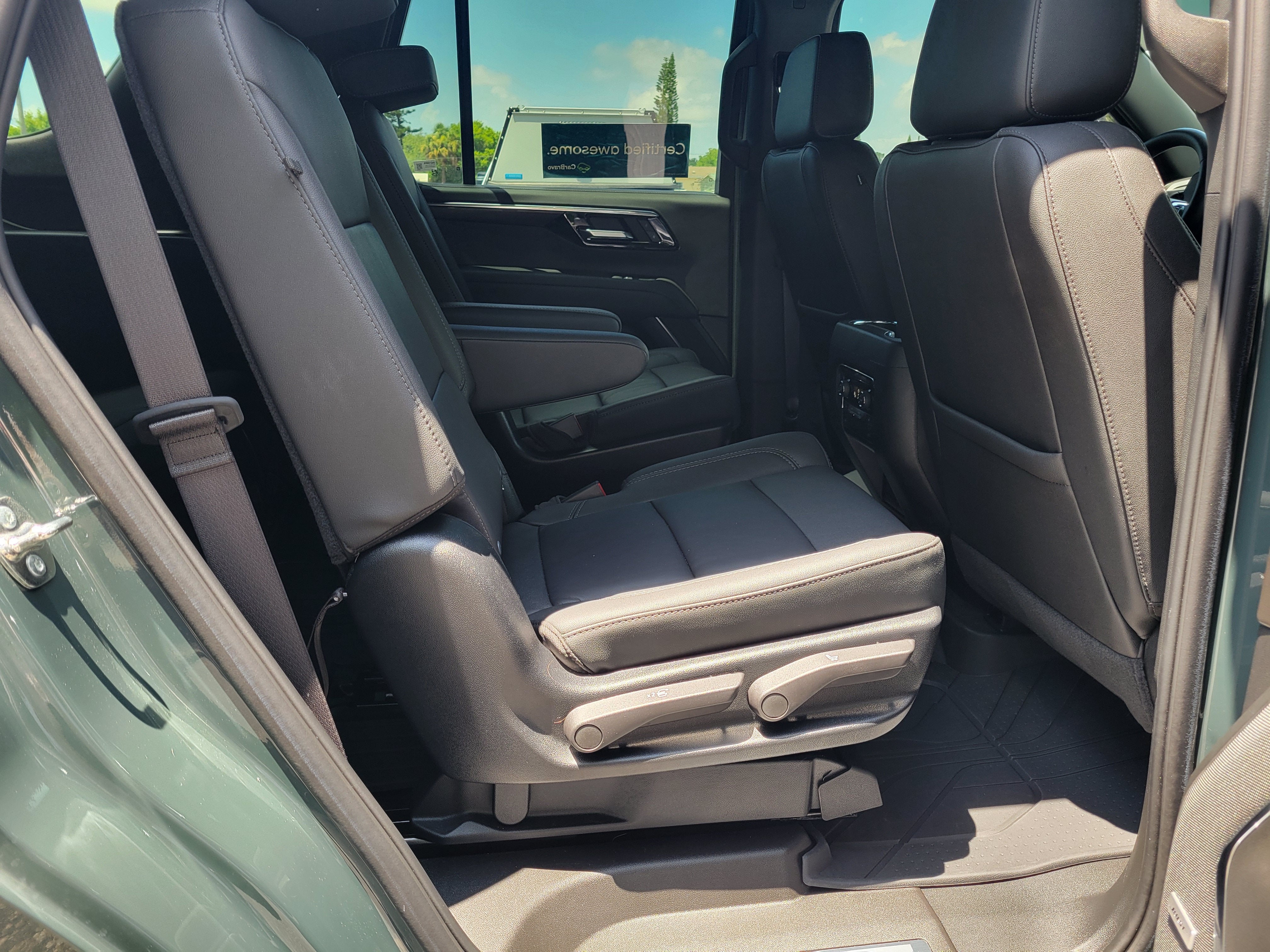 2025 Chevrolet Tahoe Z71 - Photo 37