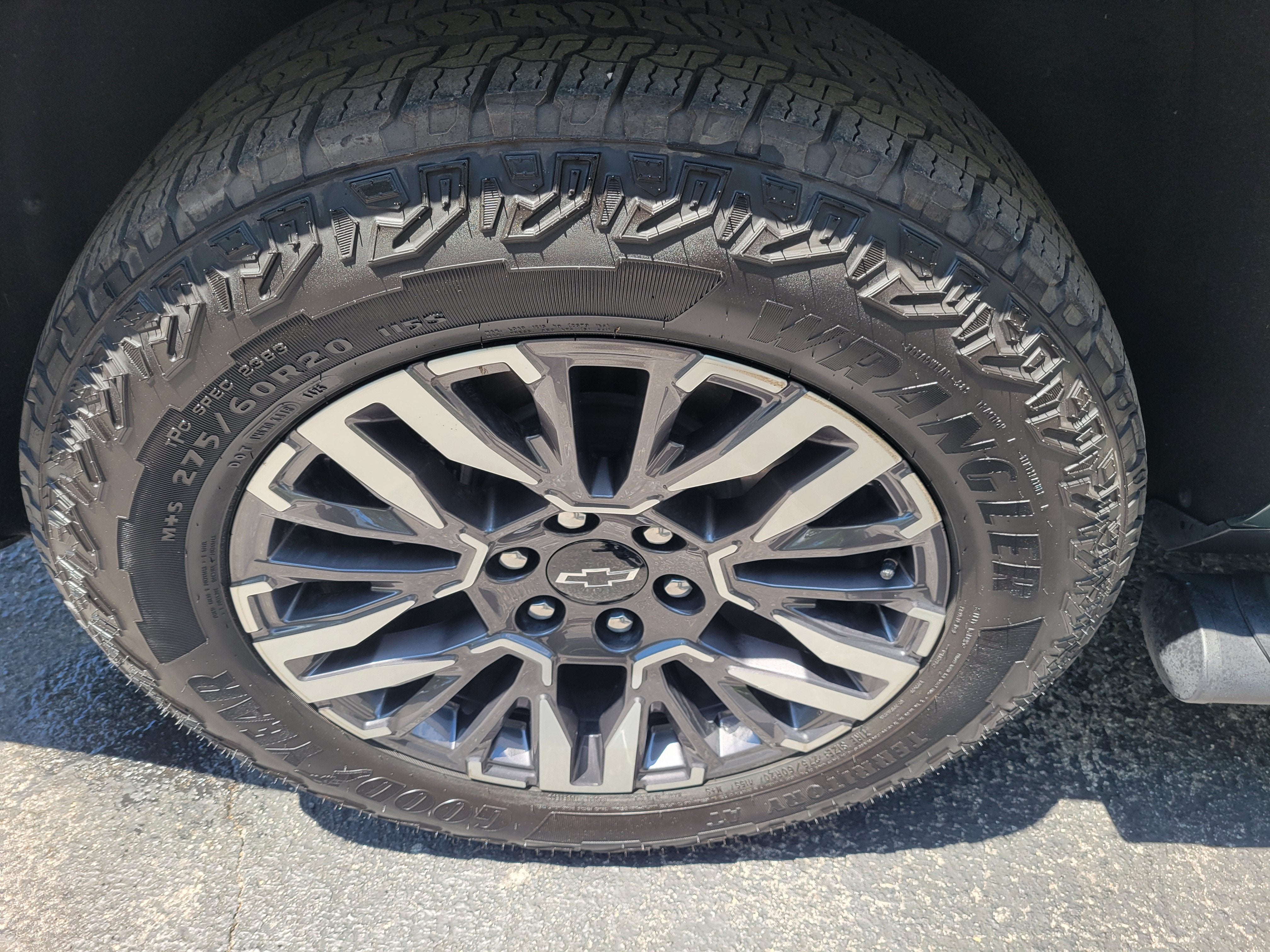2025 Chevrolet Tahoe Z71 - Photo 45