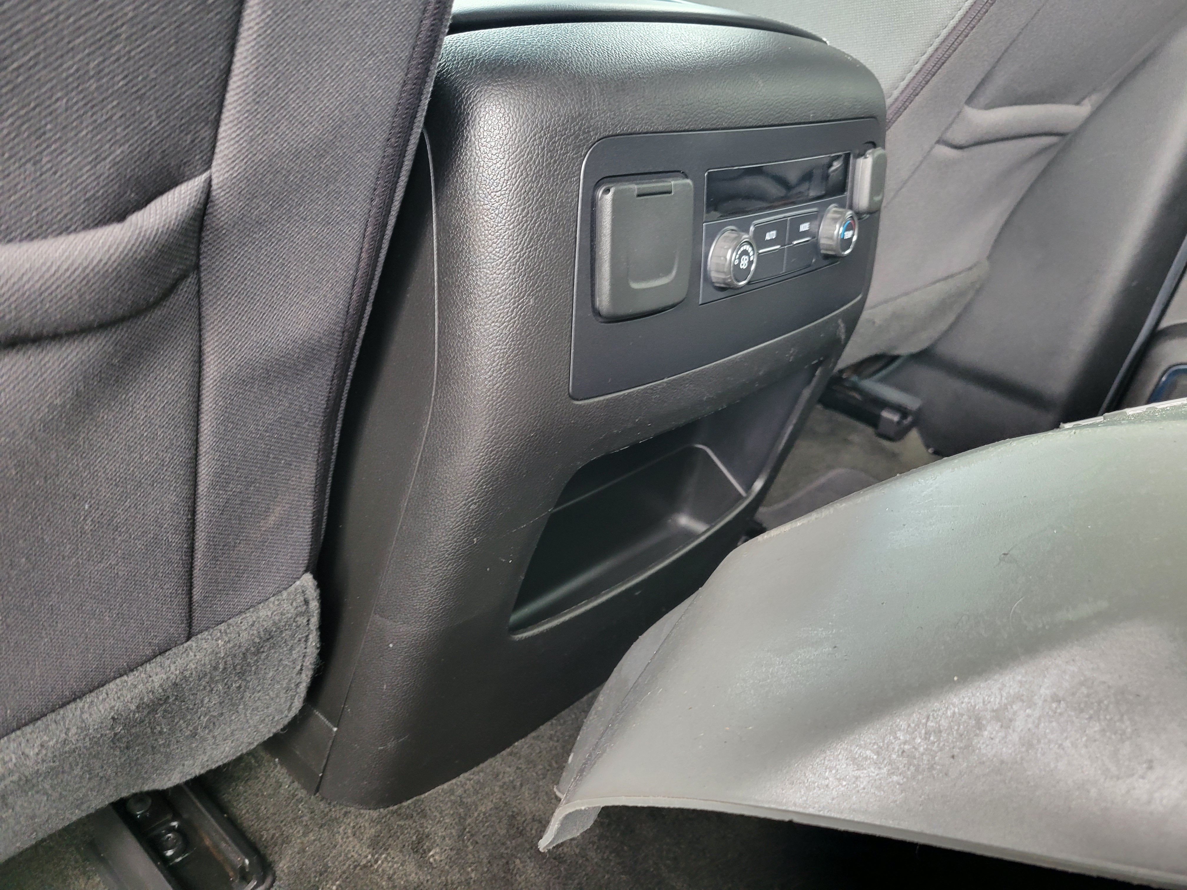 2017 Chevrolet Tahoe LS