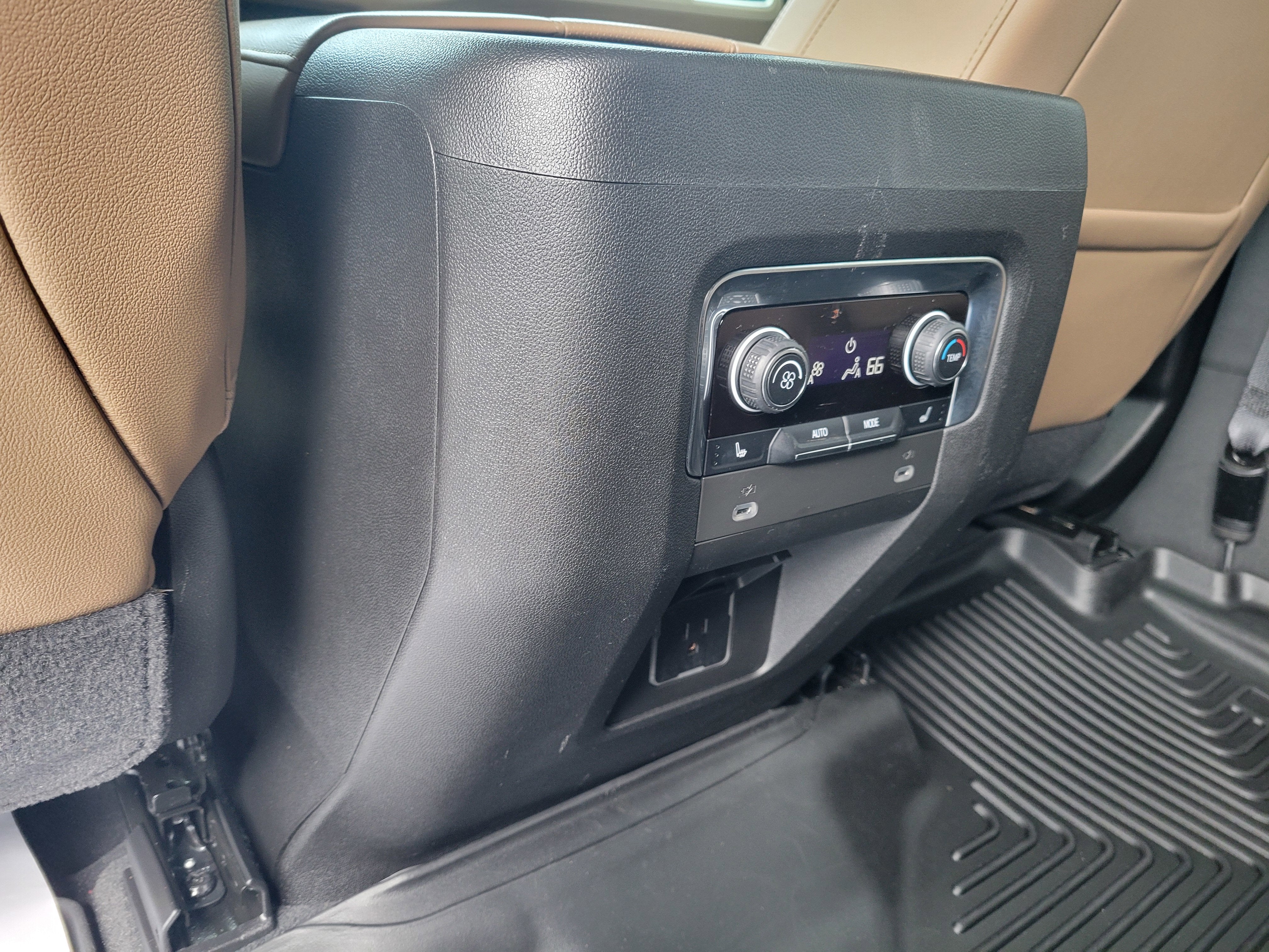 2021 Chevrolet Suburban Premier