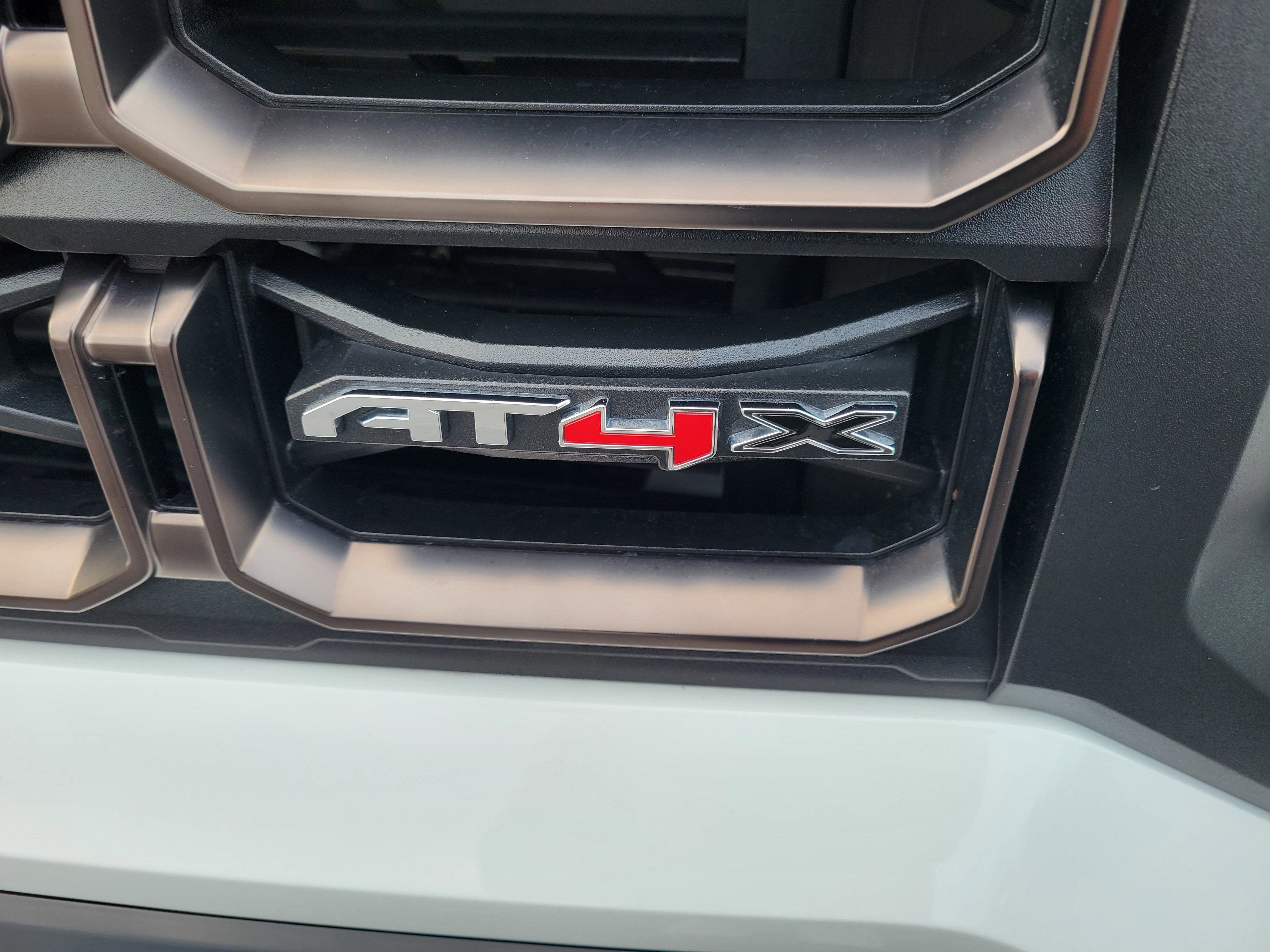 2024 GMC Canyon AT4X