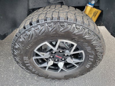 2024 GMC Canyon AT4X