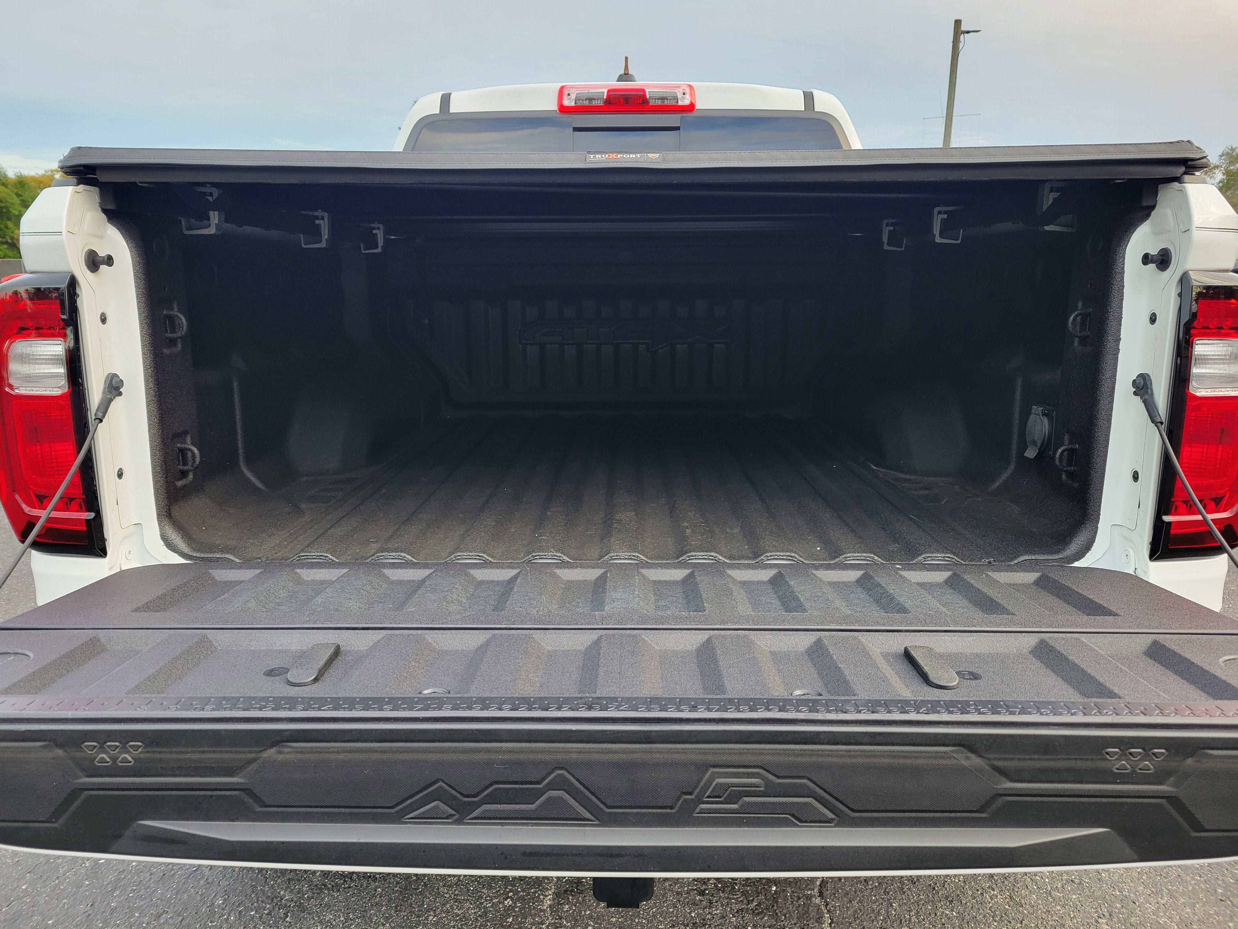 2024 GMC Canyon AT4X