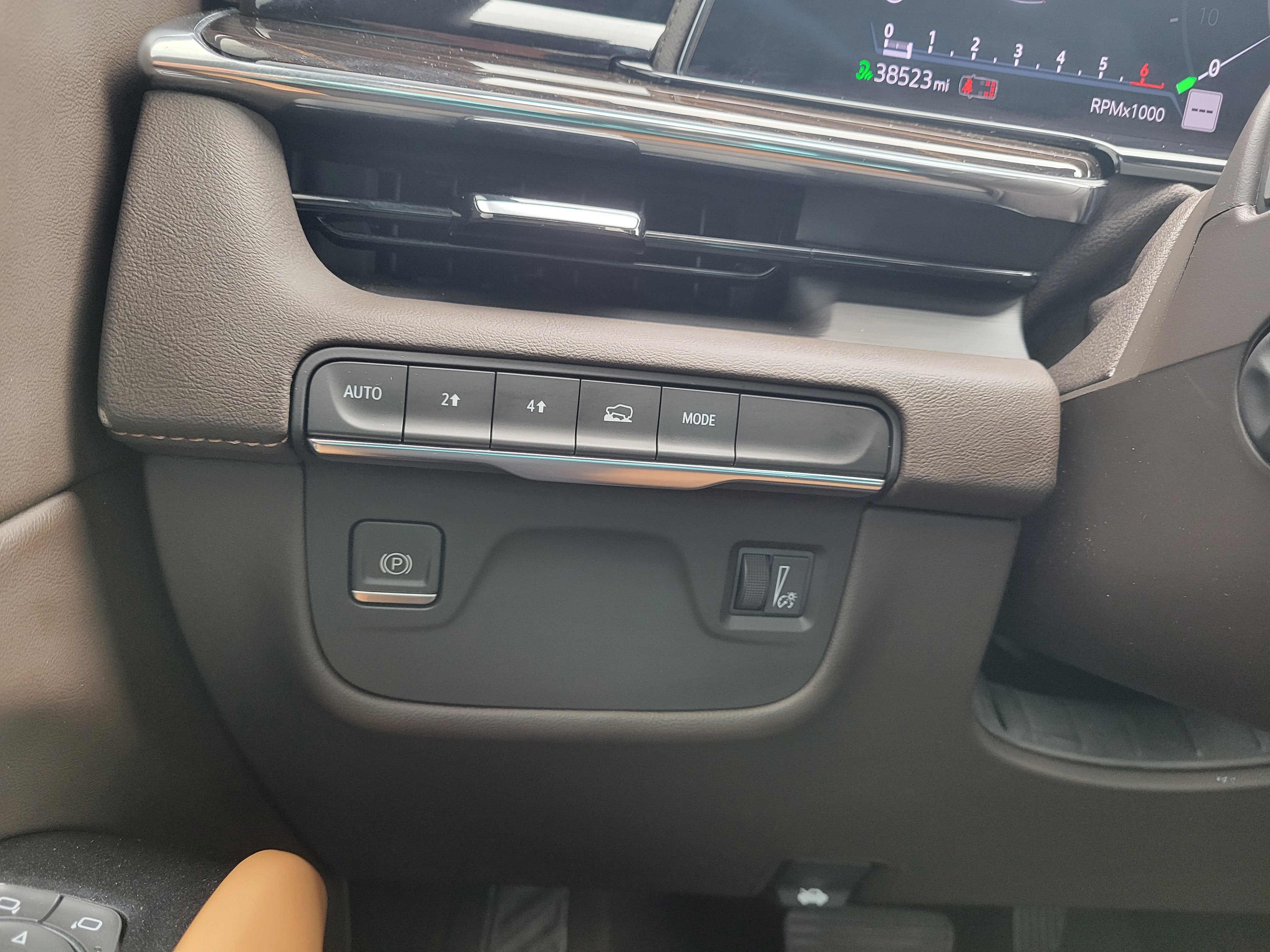2023 Cadillac Escalade Premium Luxury