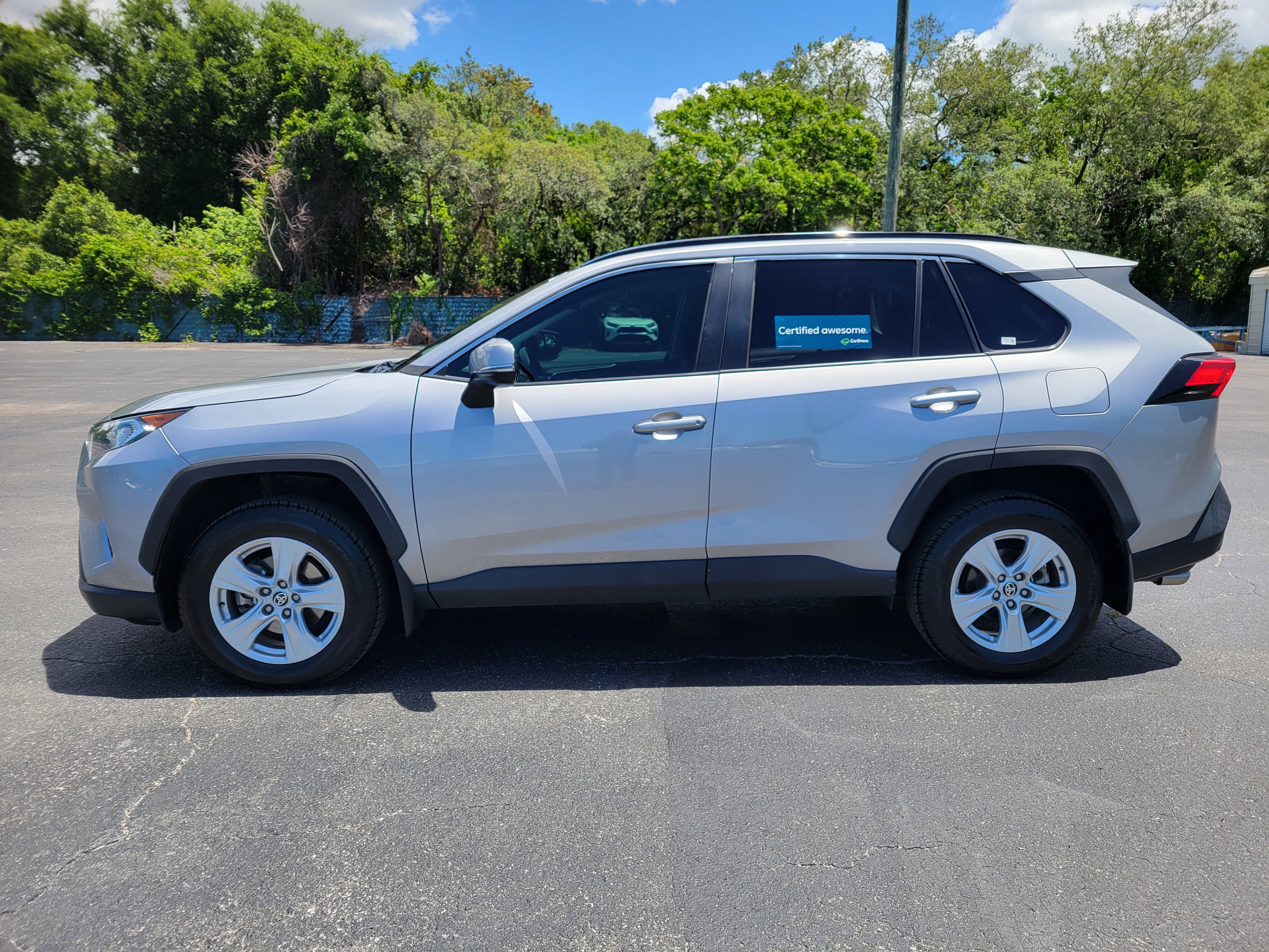 2021 Toyota RAV4 XLE