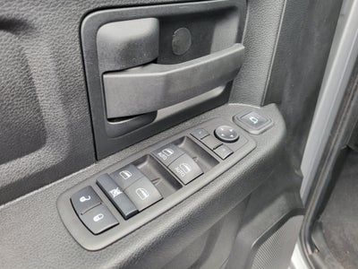 2023 RAM 3500 Tradesman Crew Cab 4x4 6'4" Box