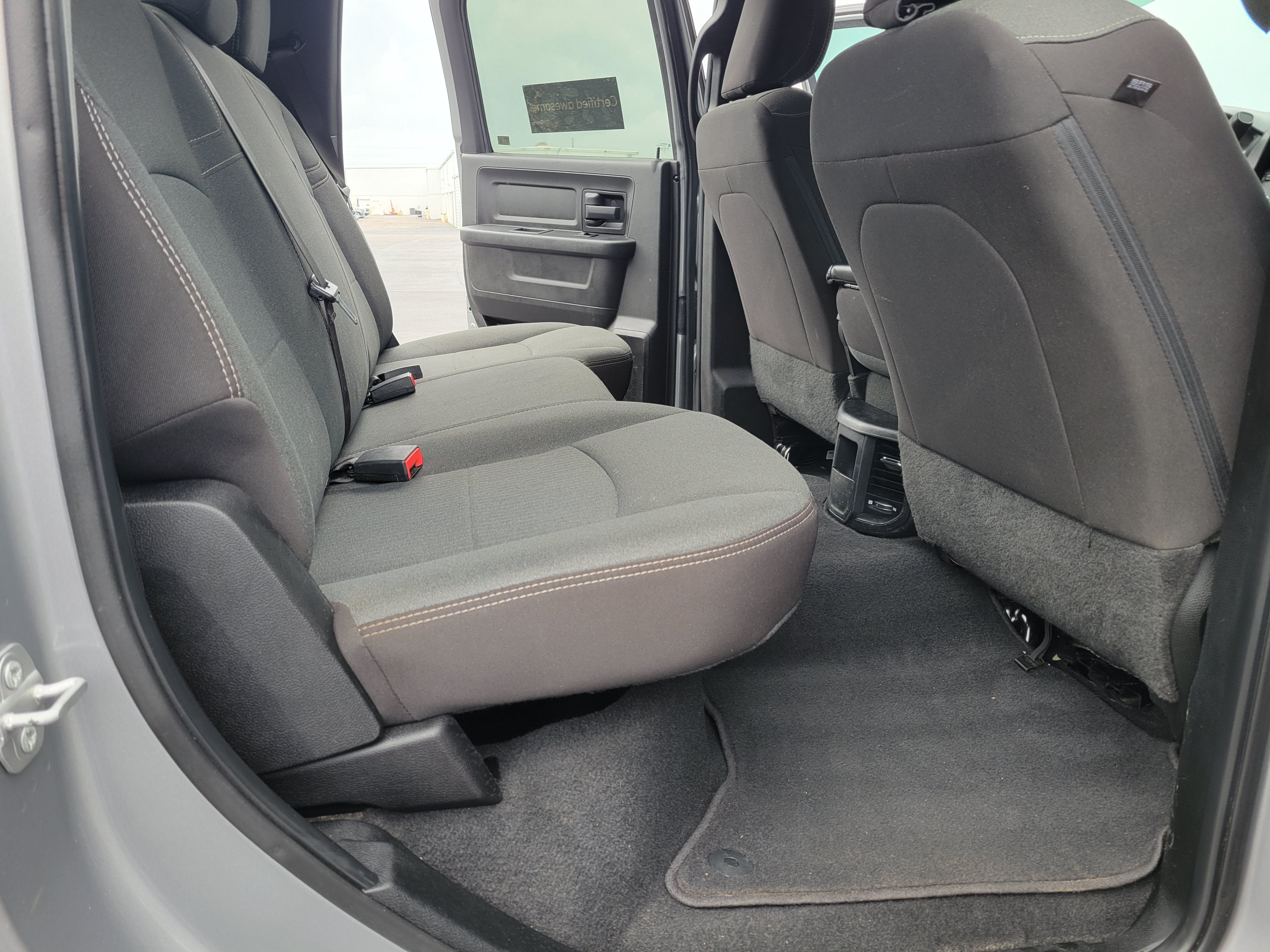 2023 RAM 3500 Tradesman Crew Cab 4x4 6'4" Box