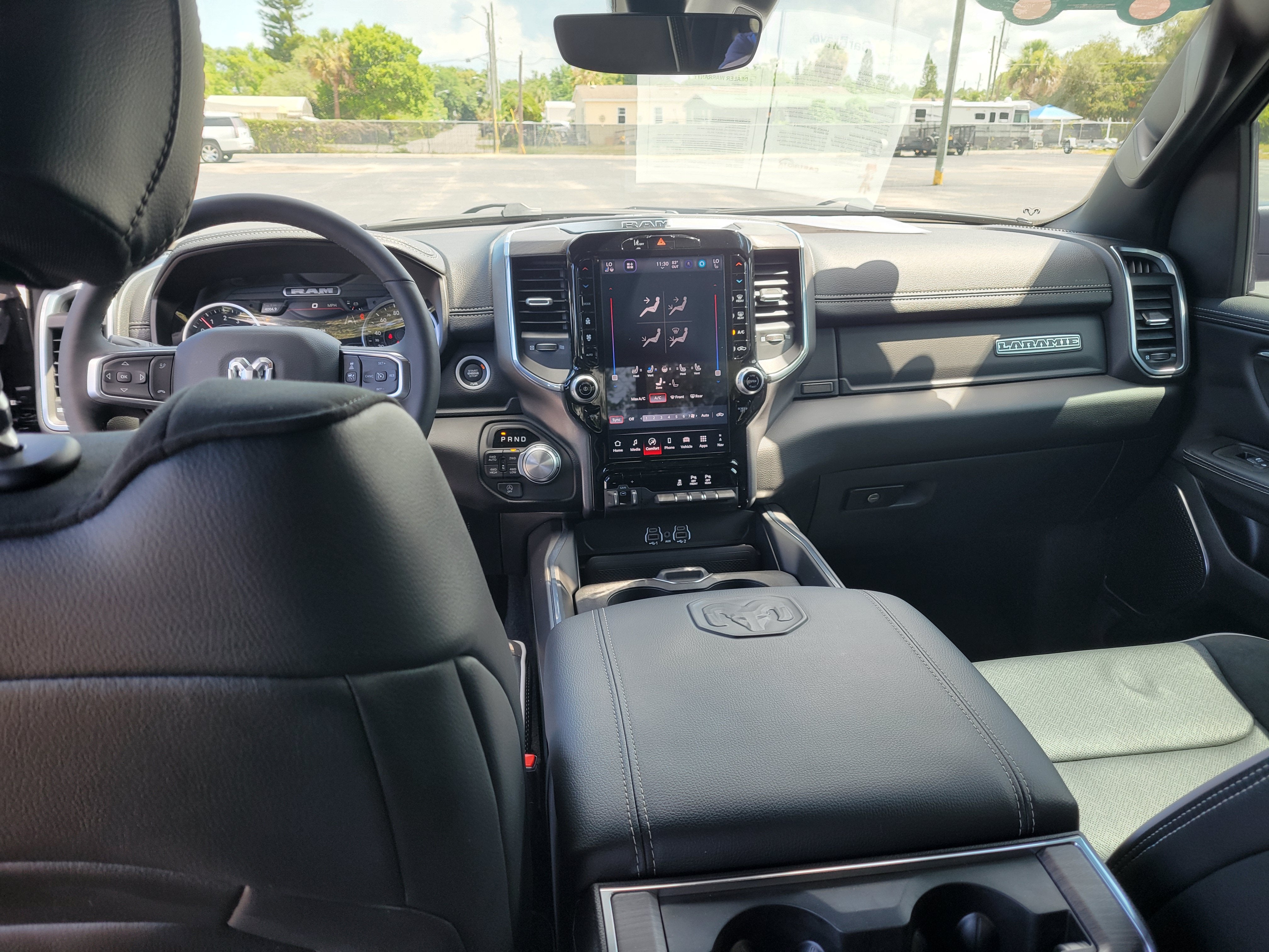2026 RAM 1500 Laramie Crew Cab 4x4 5'7" Box