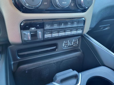 2022 RAM 2500 Laramie Crew Cab 4x4 6'4" Box