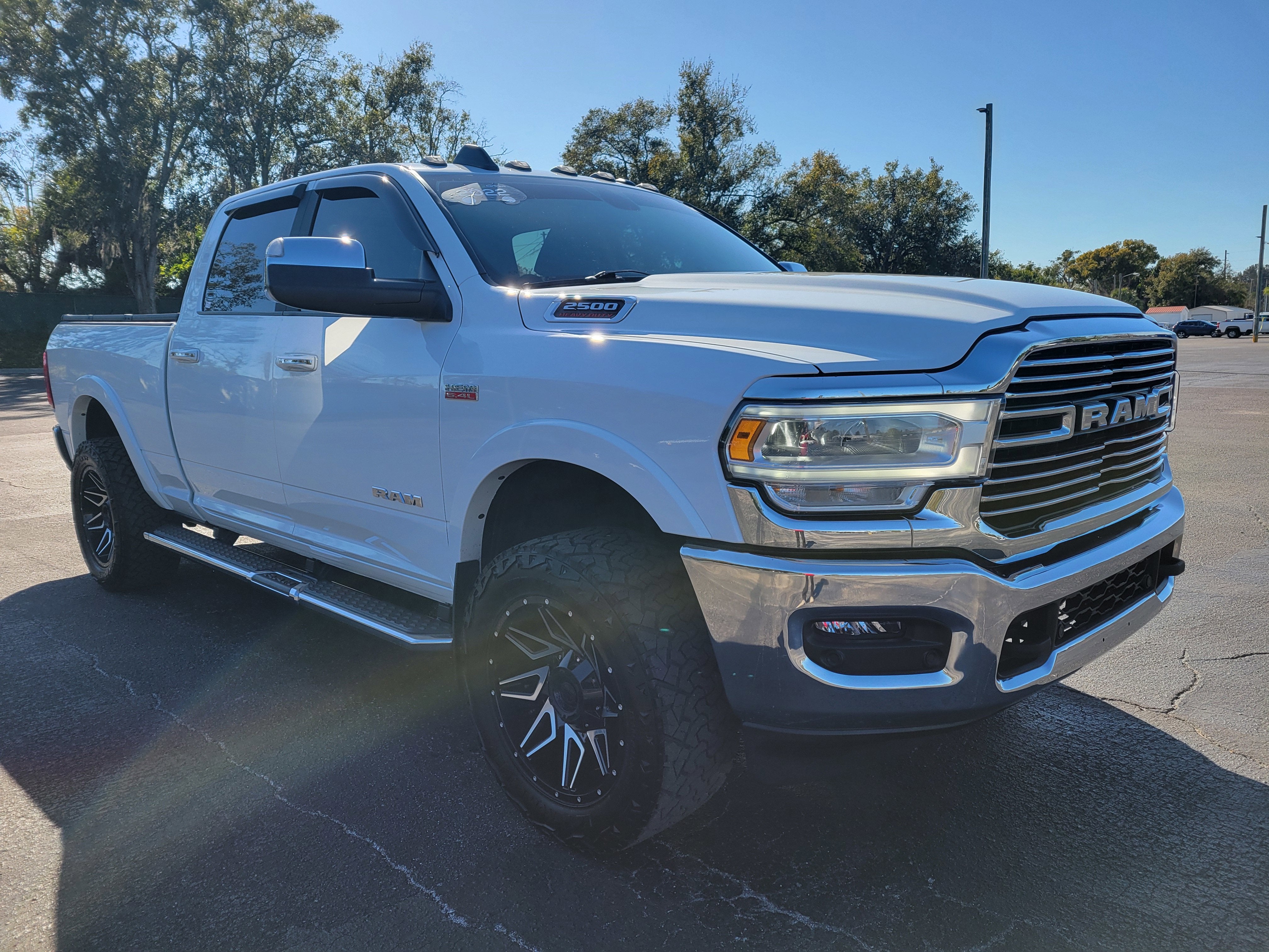 2022 RAM 2500 Laramie Crew Cab 4x4 6'4" Box