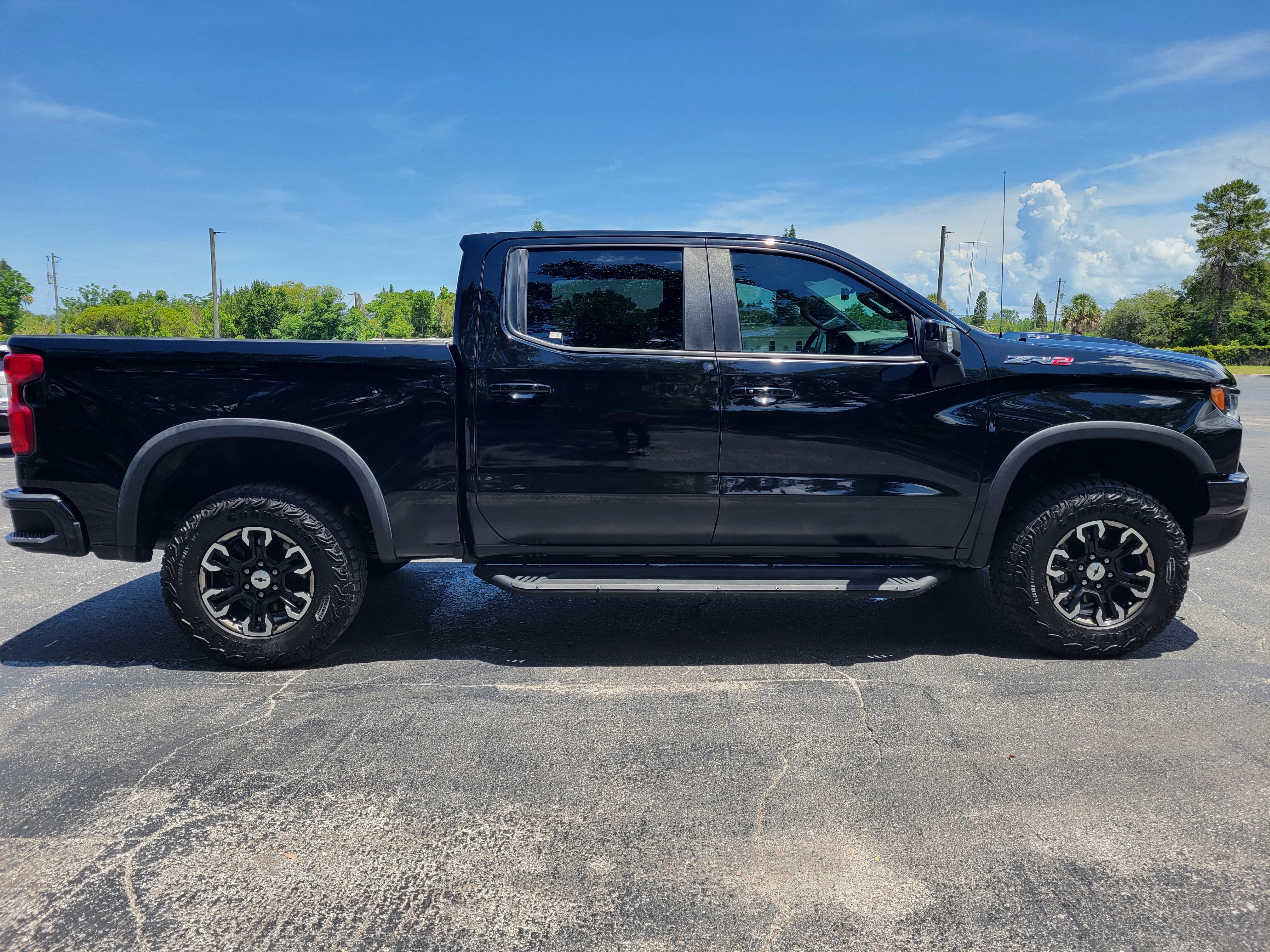 2024 Chevrolet Silverado 1500 ZR2