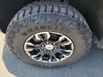 2024 Chevrolet Silverado 1500 ZR2