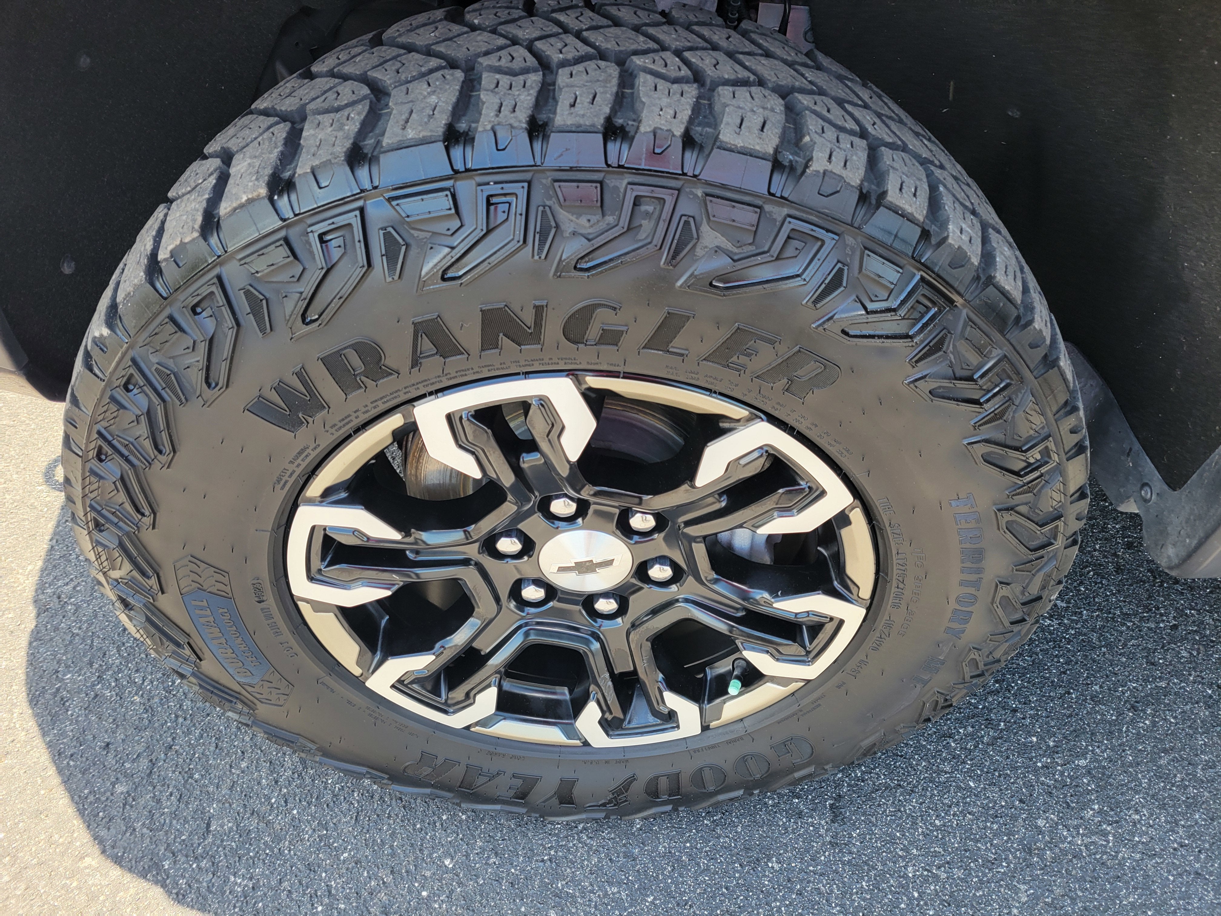 2024 Chevrolet Silverado 1500 ZR2