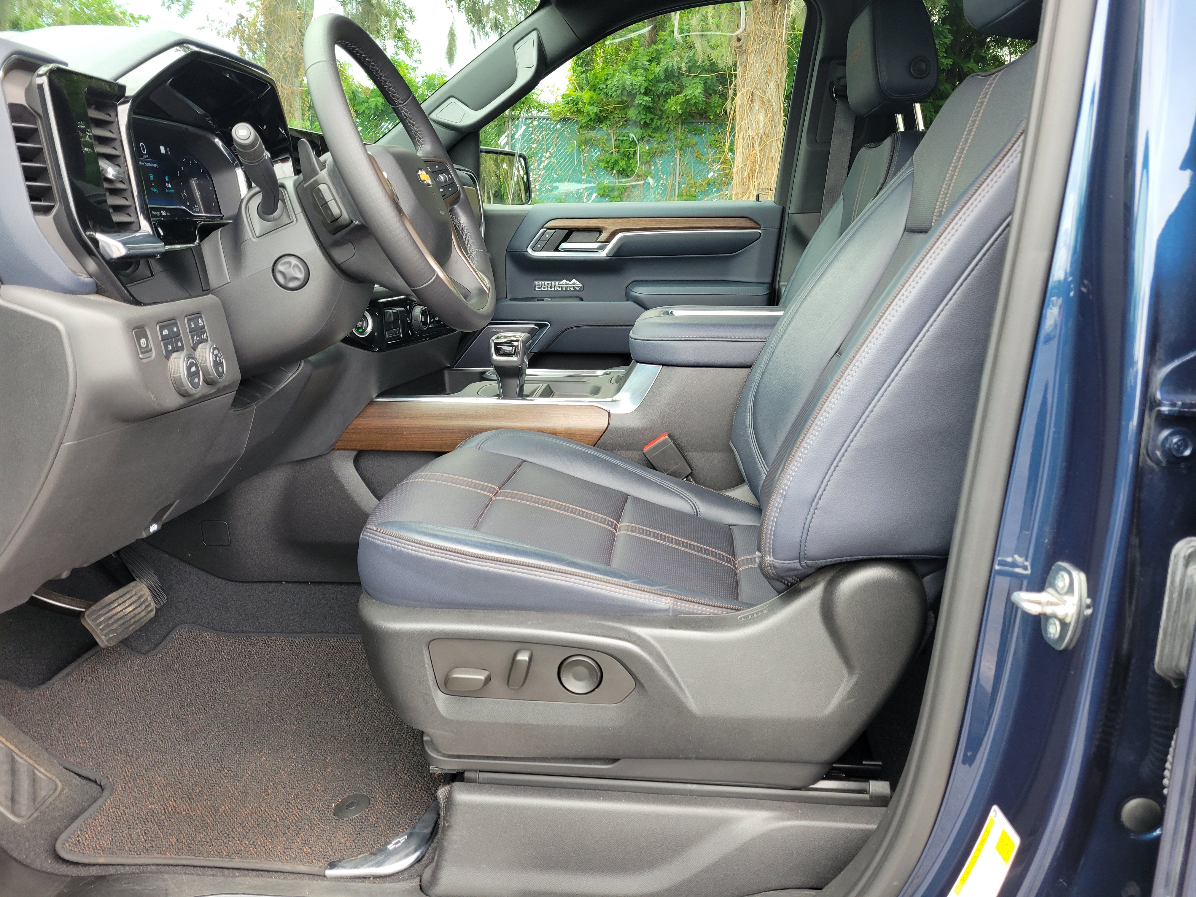 2022 Chevrolet Silverado 1500 High Country