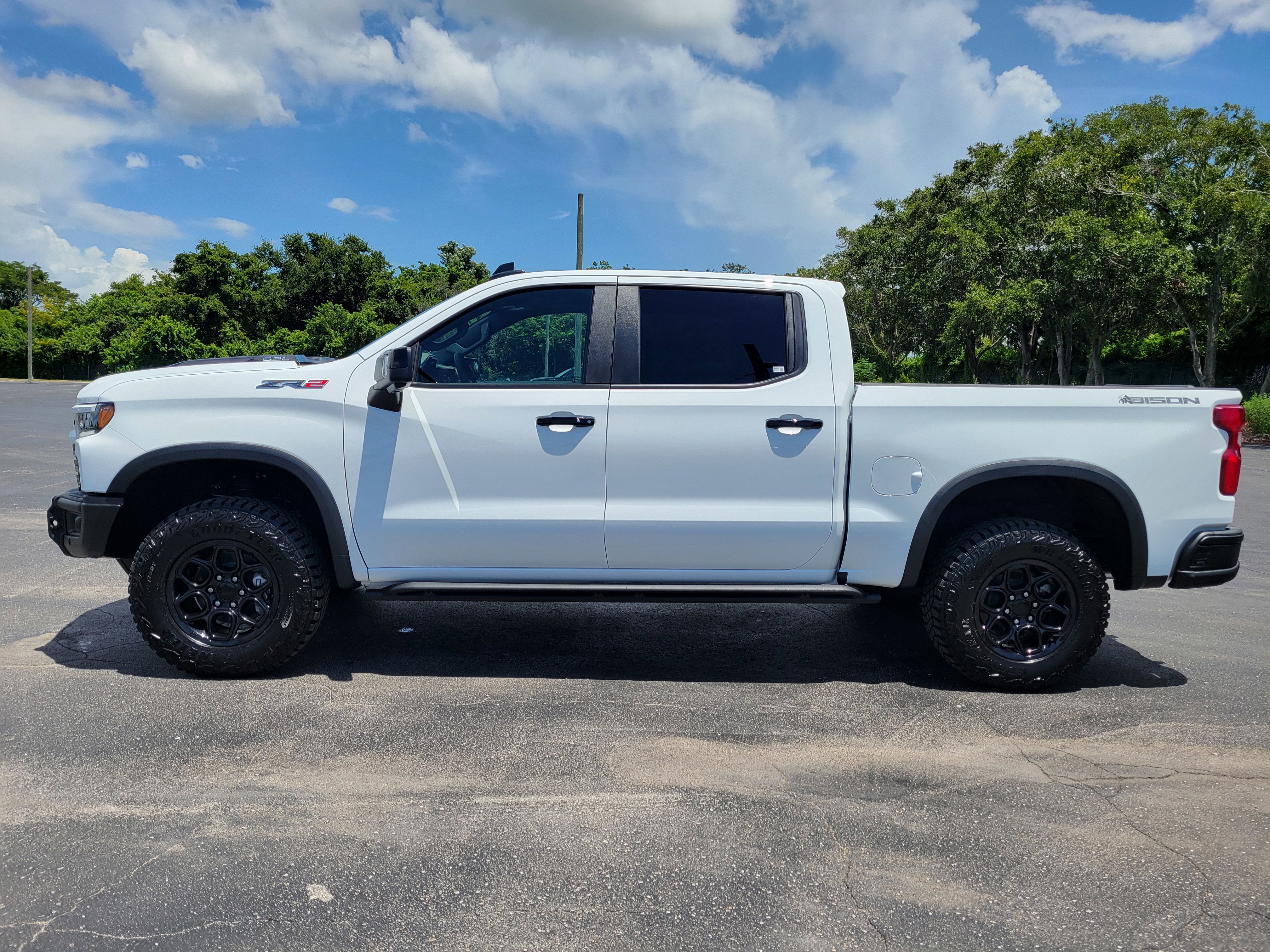 2025 Chevrolet Silverado 1500 ZR2