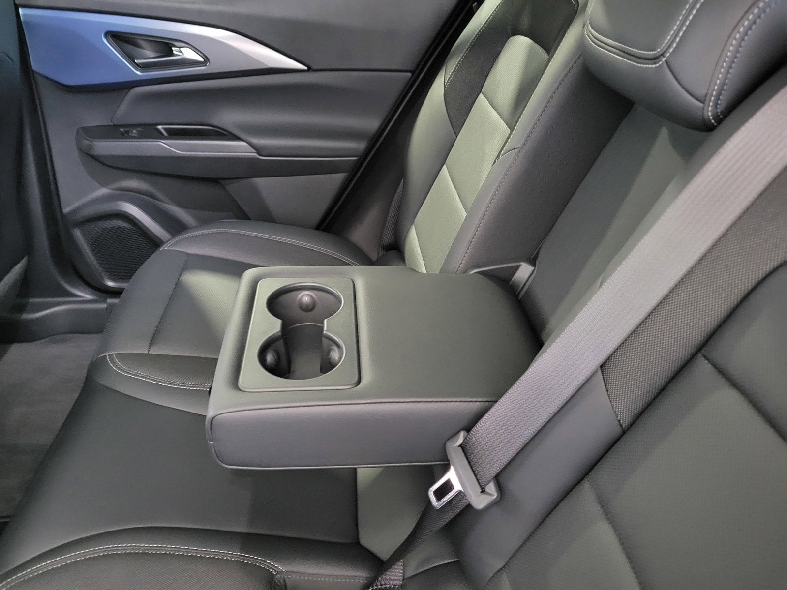 2024 Chevrolet Equinox EV 2LT