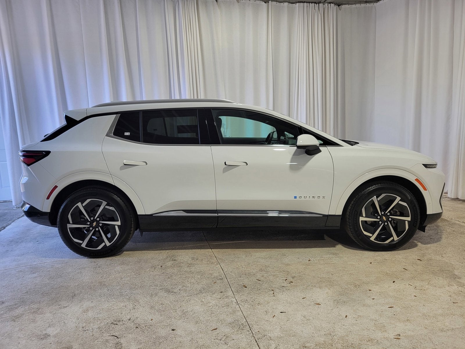 2024 Chevrolet Equinox EV 2LT