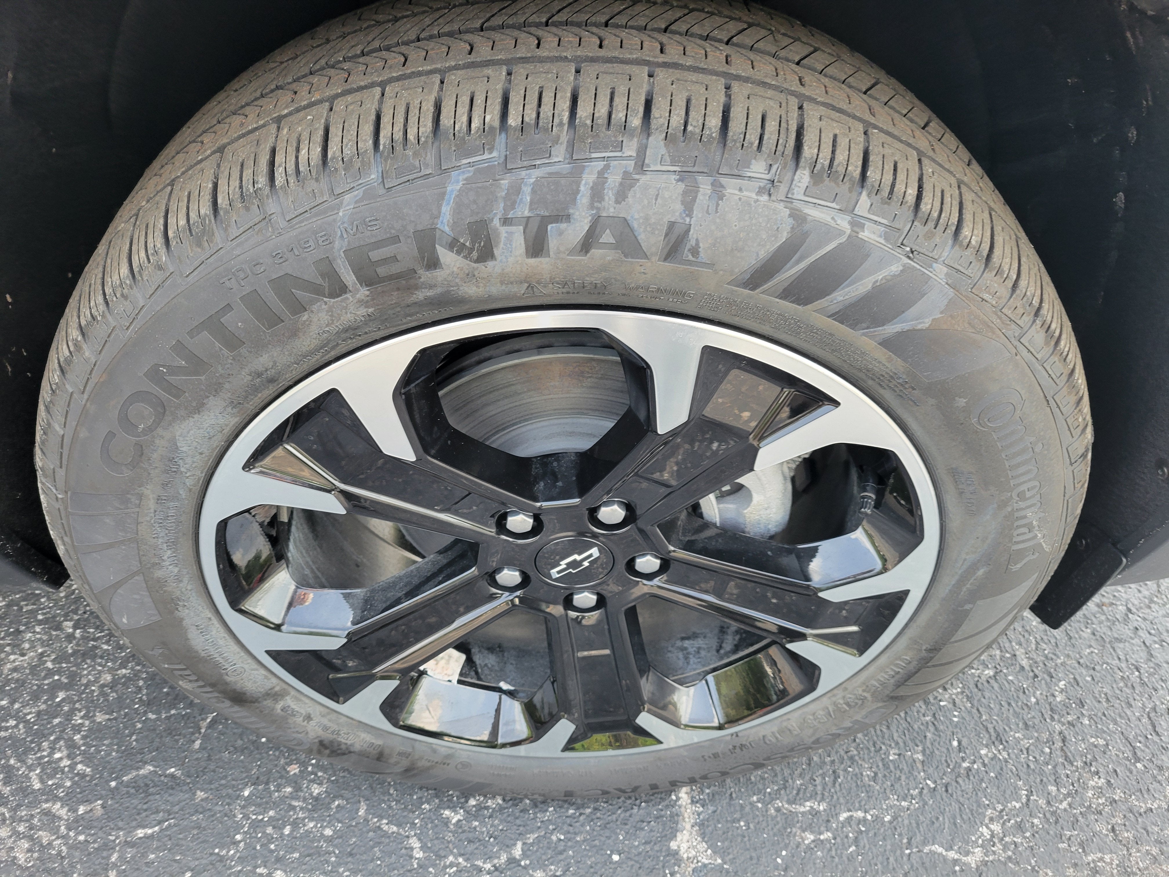 2027 Chevrolet Equinox LT - Photo 37