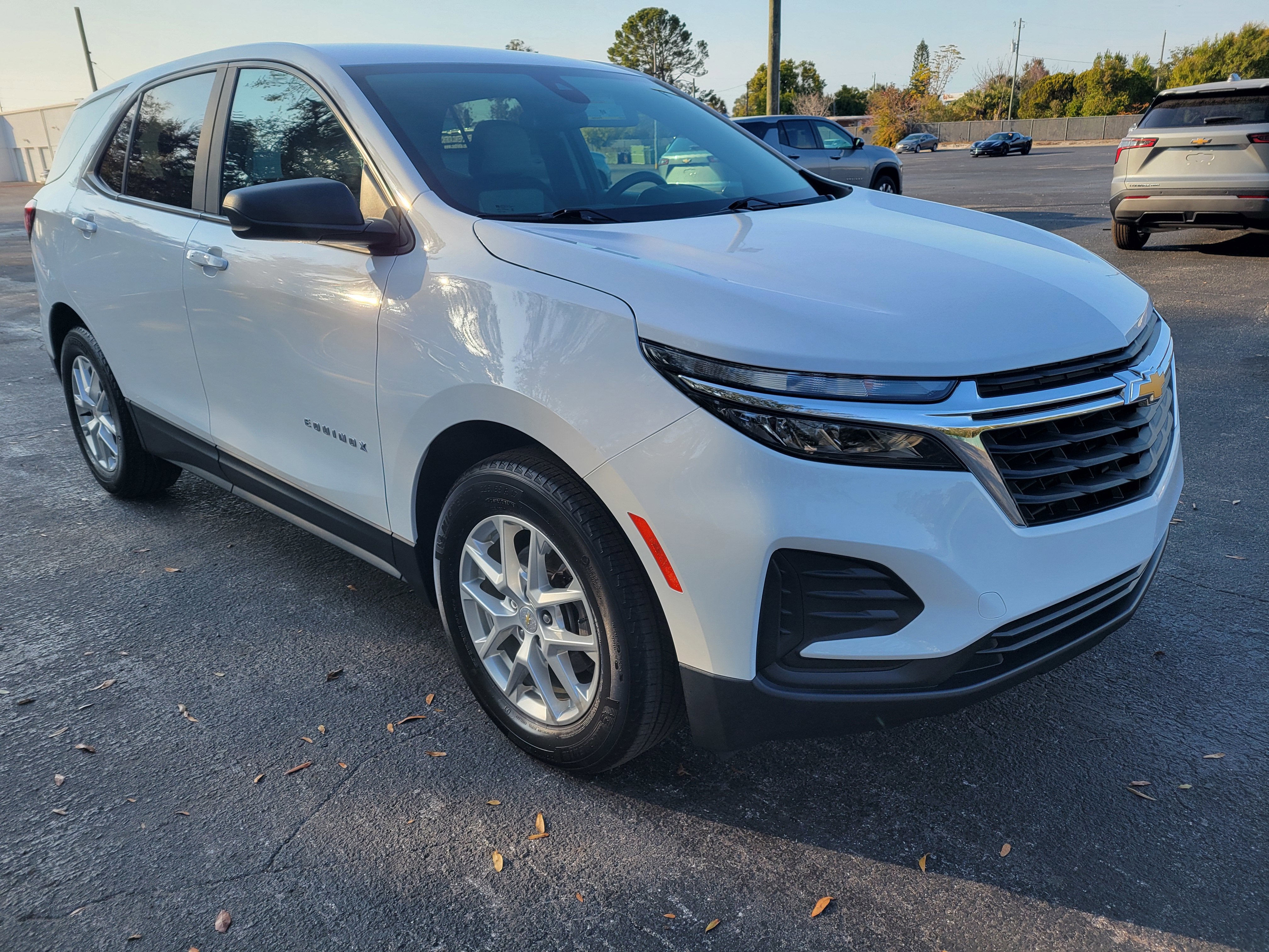 2024 Chevrolet Equinox LS