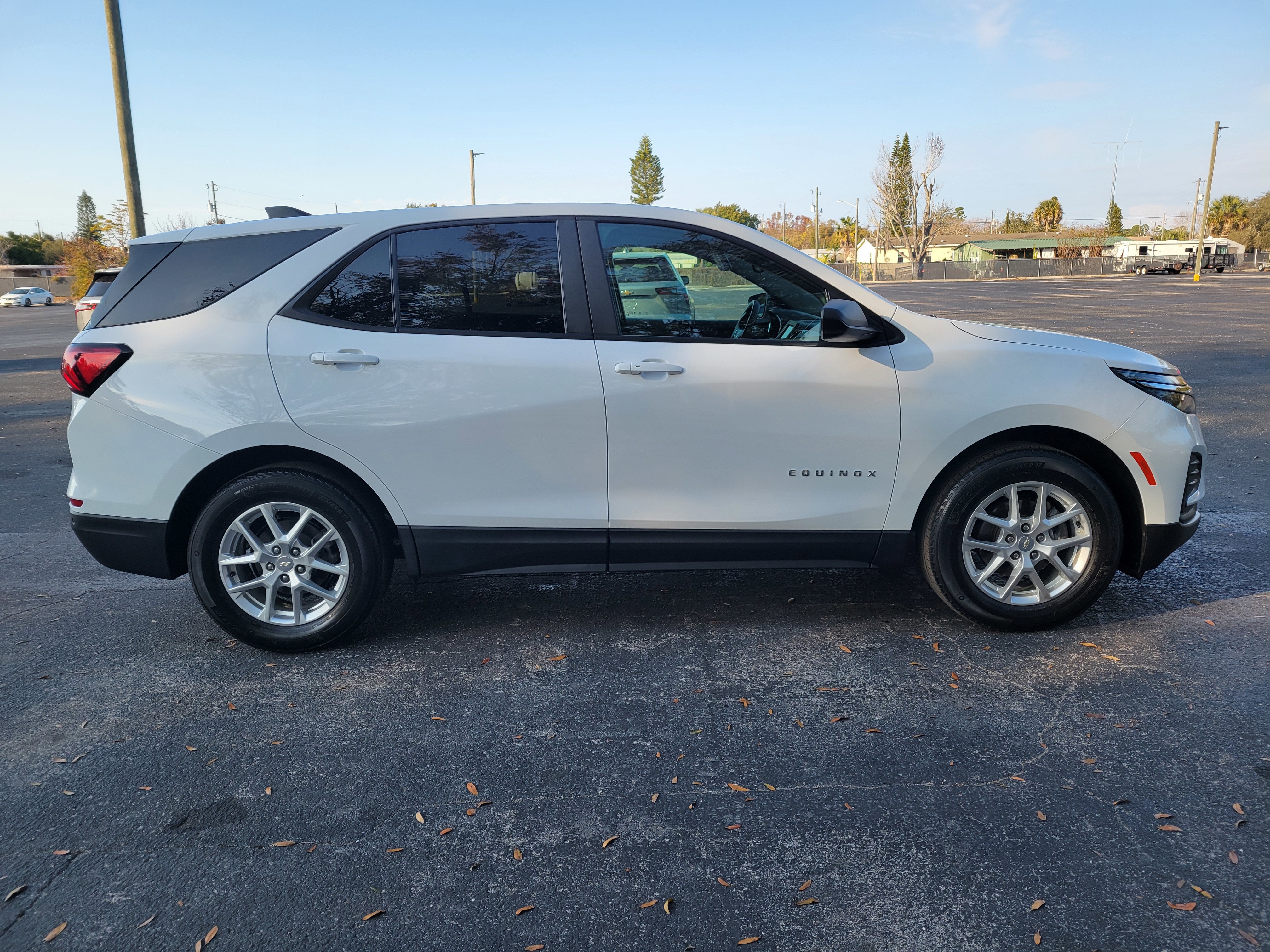 2024 Chevrolet Equinox LS