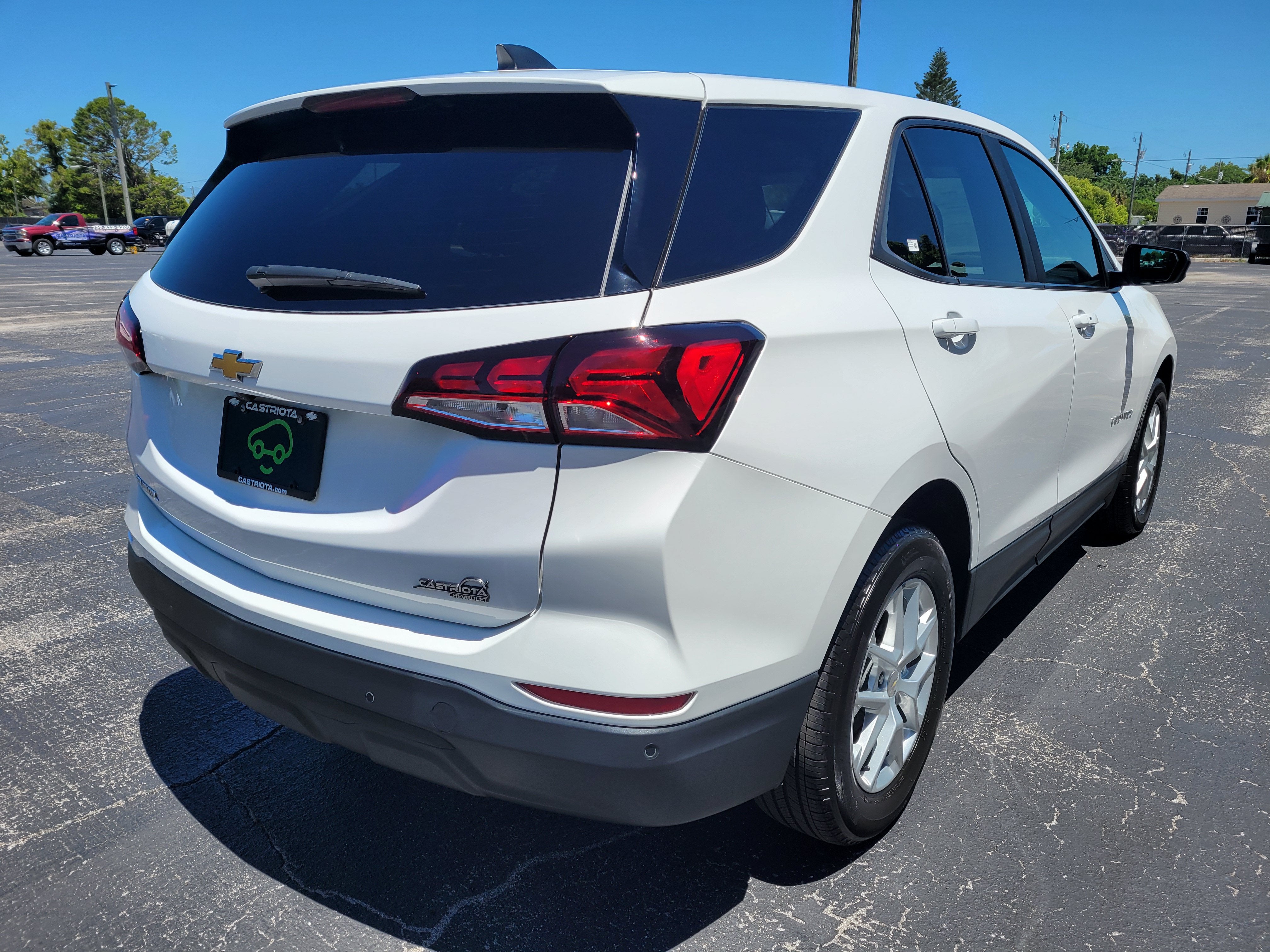 2024 Chevrolet Equinox LS