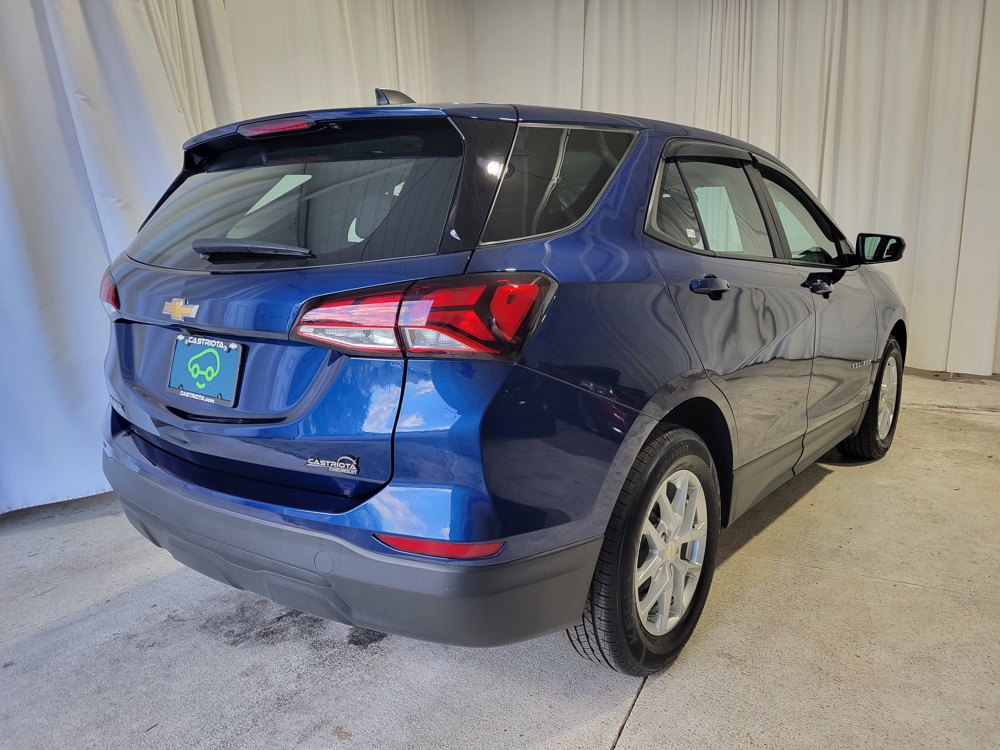 2022 Chevrolet Equinox LS