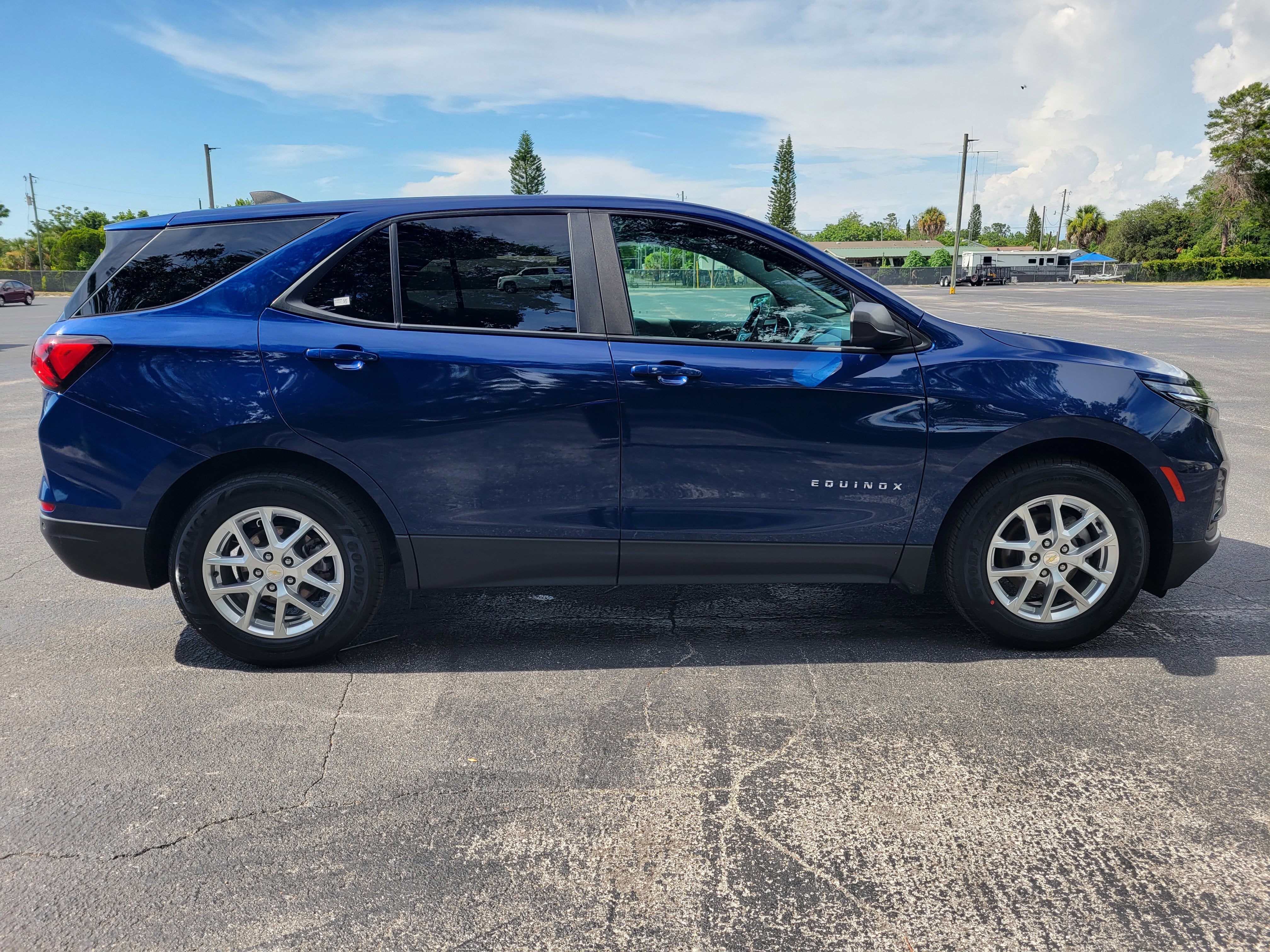 2022 Chevrolet Equinox LS